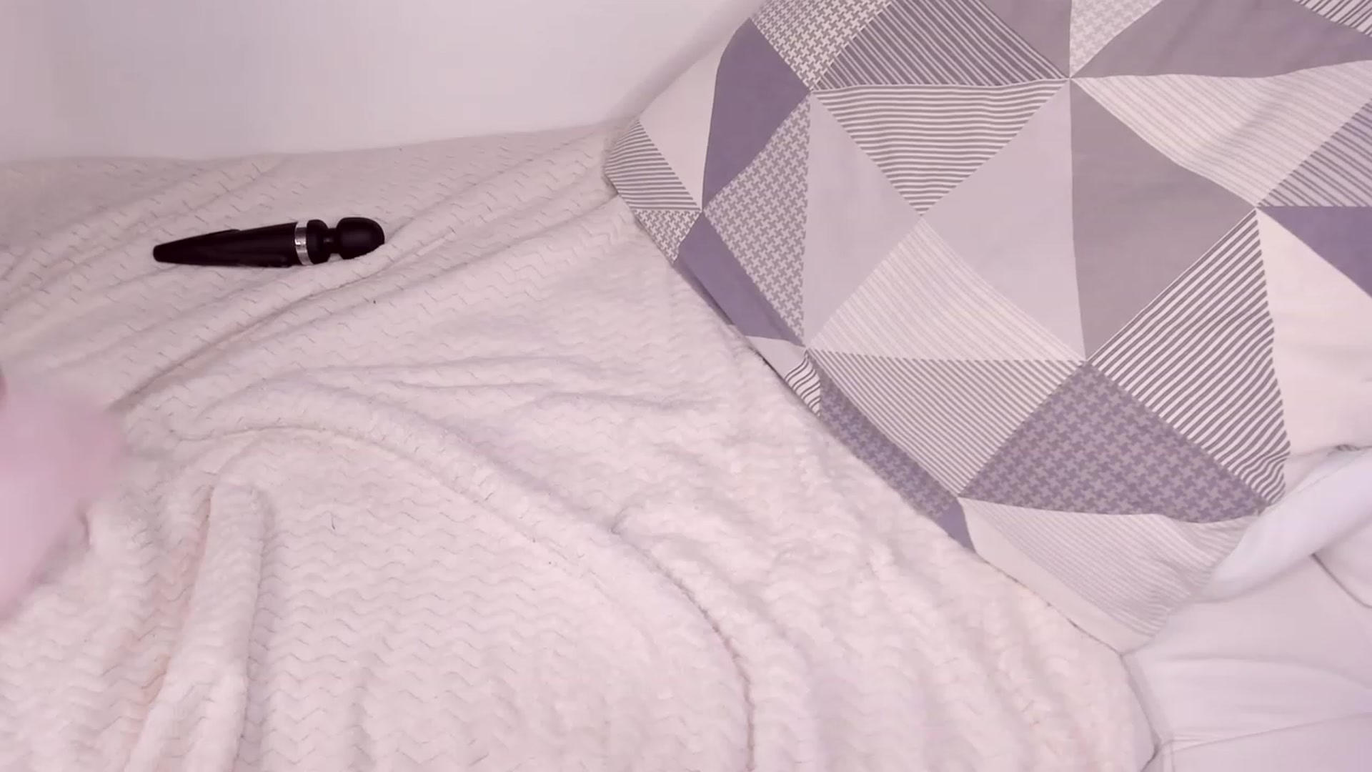 Gallery image thumbnail from LeksWest's myfreecams stream on, 02/17/2023, 18:03 image 10 of 20