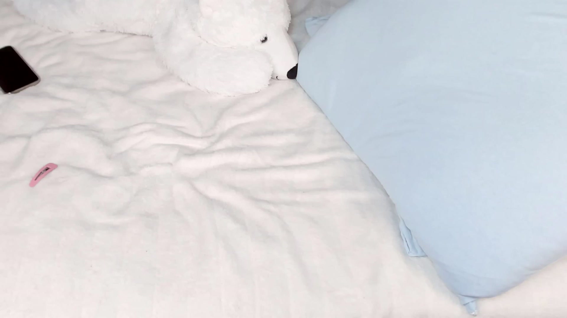 Gallery image thumbnail from LeksWest's myfreecams stream on, 03/23/2023, 18:19 image 3 of 20
