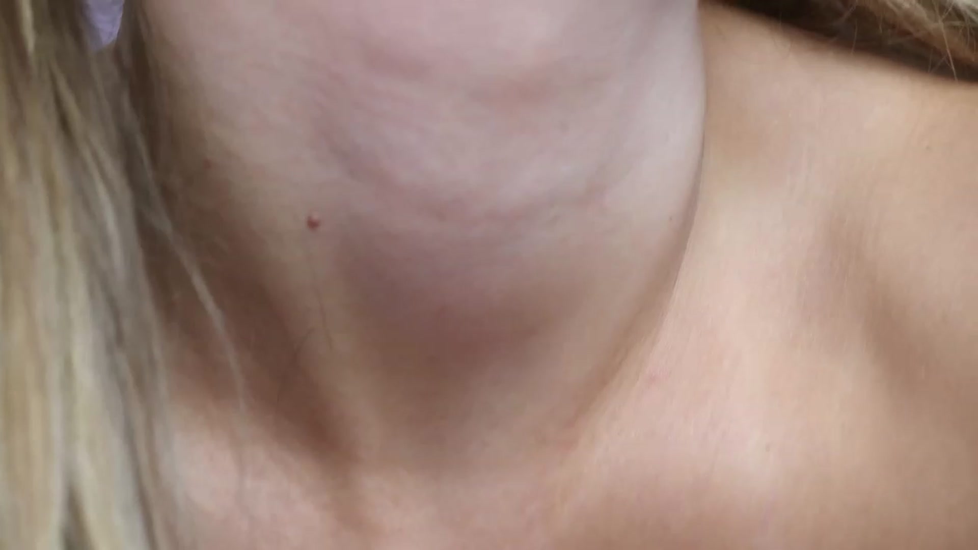 Gallery image thumbnail from LeksWest's myfreecams stream on, 05/11/2023, 17:00 image 19 of 20