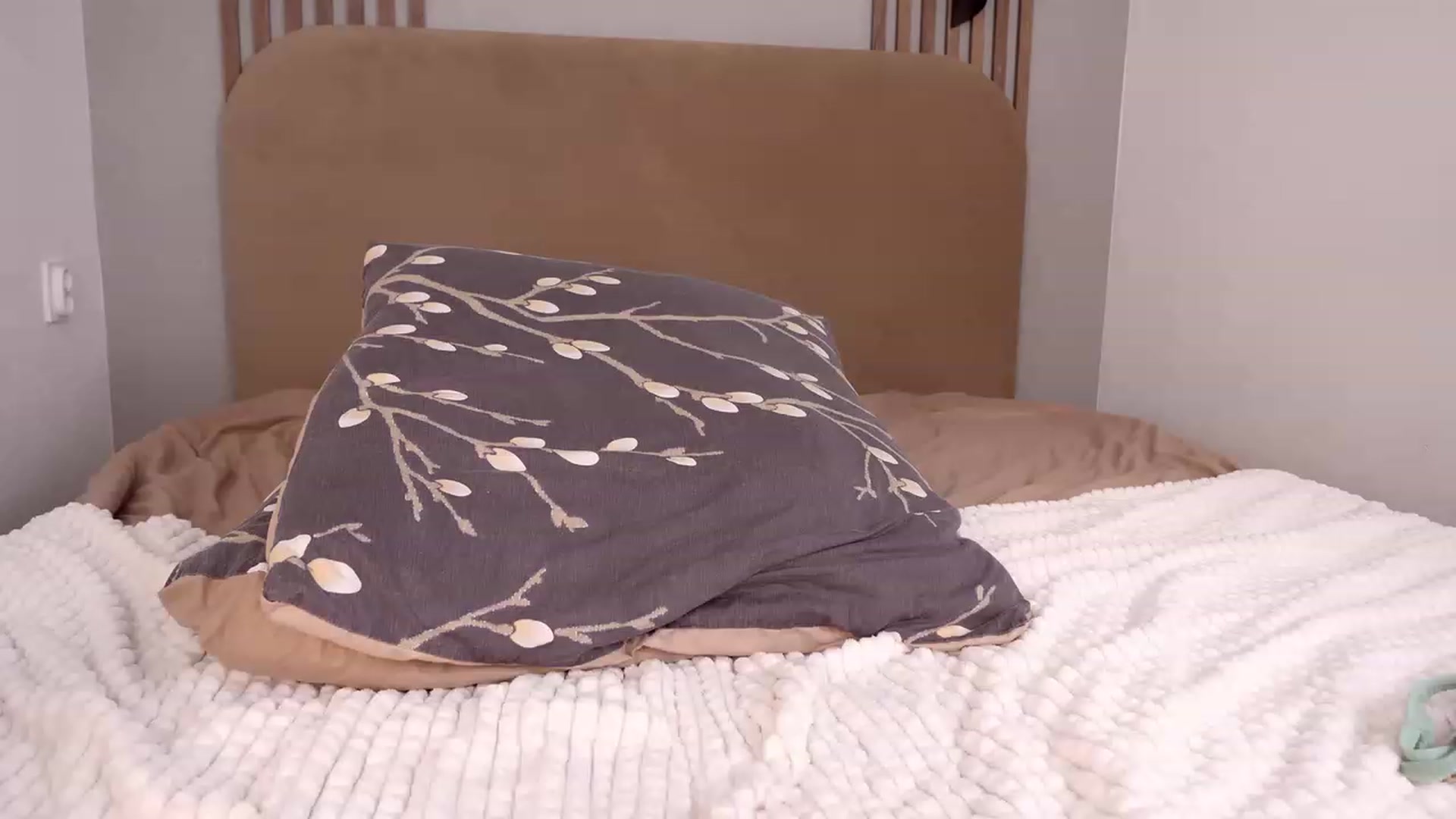 Gallery image thumbnail from LeksWest's myfreecams stream on, 08/31/2023, 17:37 image 10 of 20