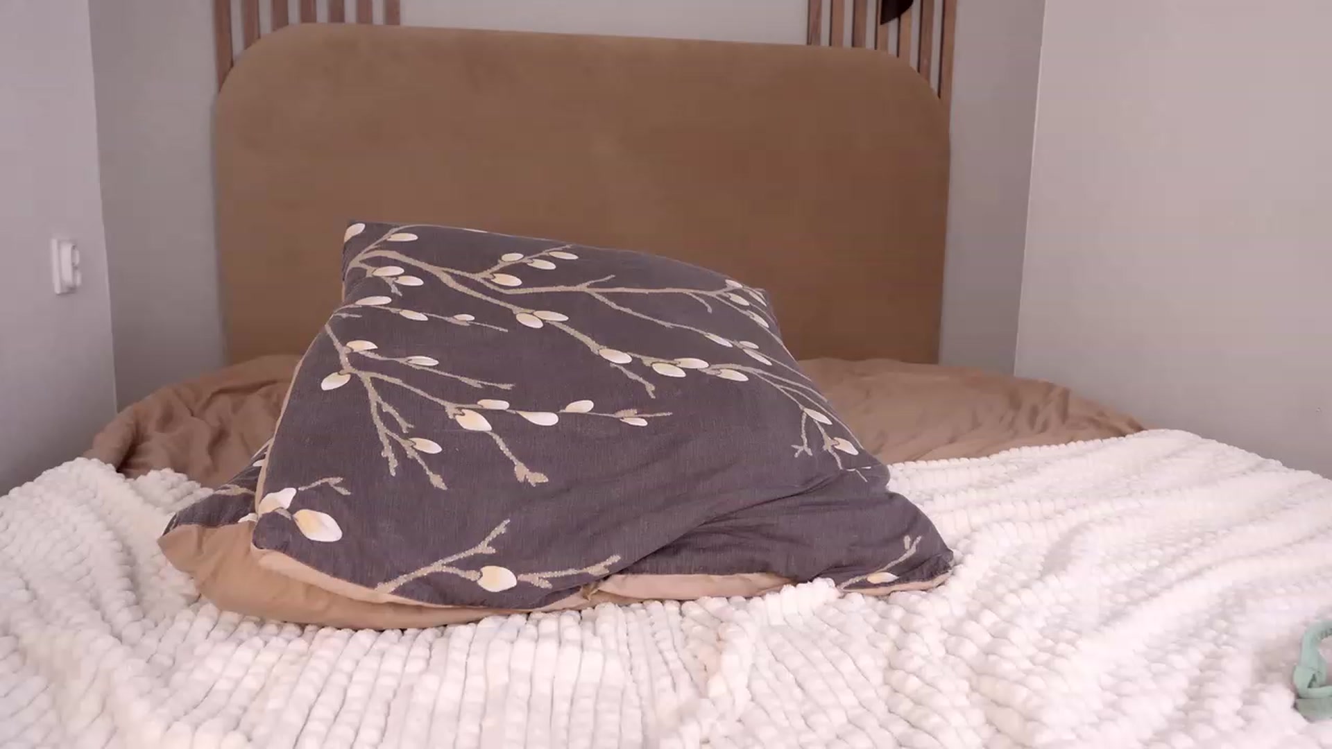 Gallery image thumbnail from LeksWest's myfreecams stream on, 08/31/2023, 17:37 image 9 of 20