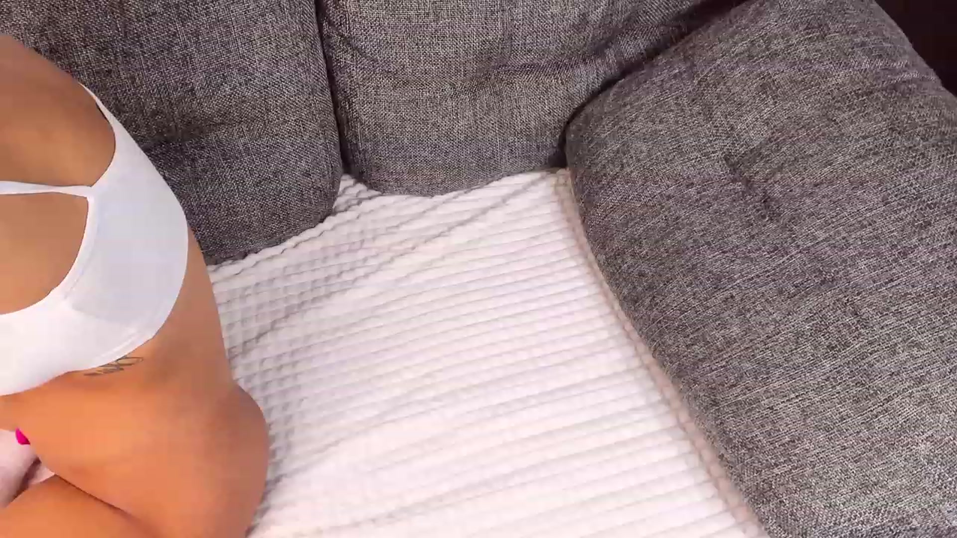 Gallery image thumbnail from LeksWest's myfreecams stream on, 09/10/2023, 17:34 image 2 of 20