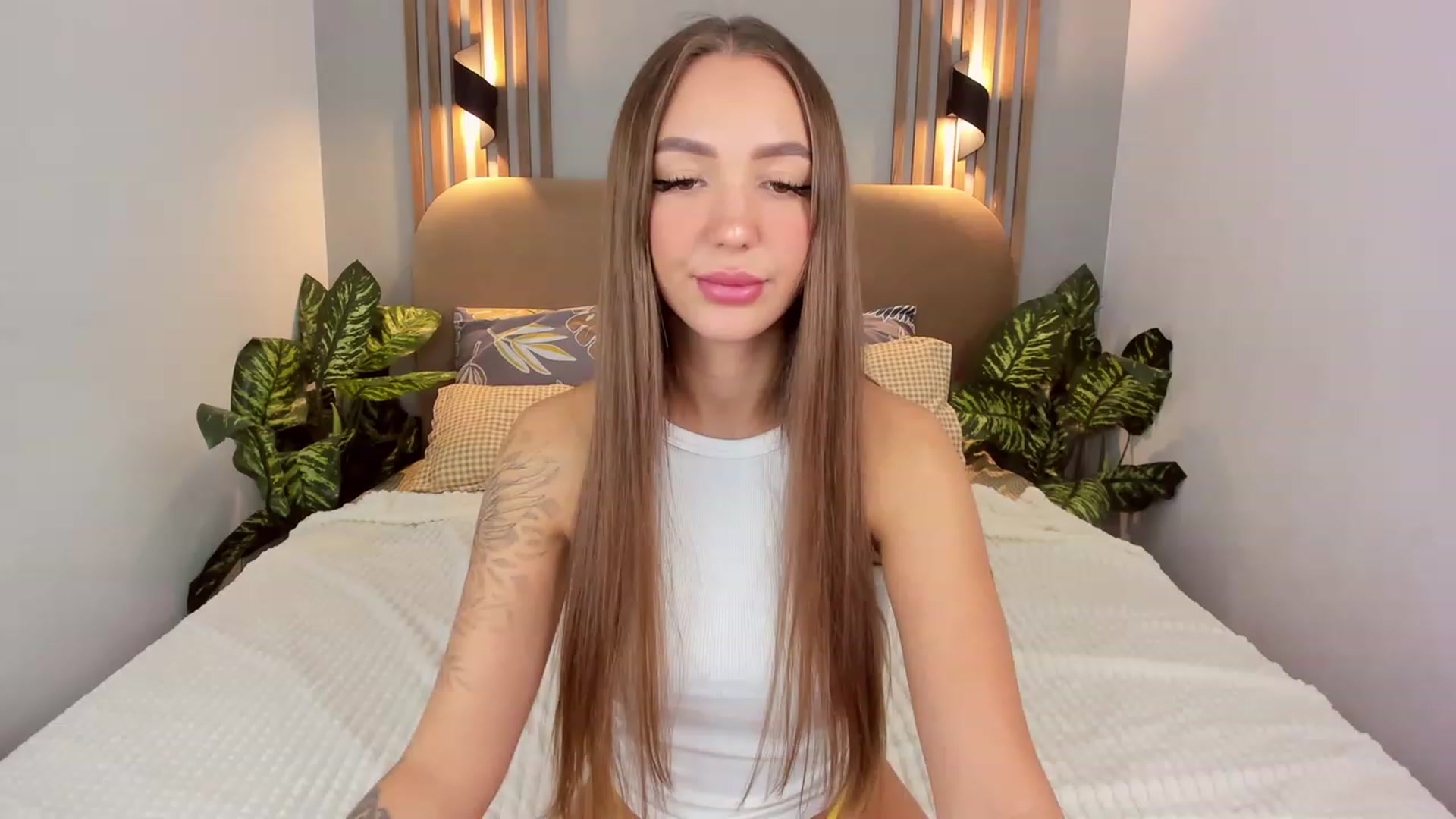 Gallery image thumbnail from LeksWest's myfreecams stream on, 01/04/2024, 15:13 image 4 of 20