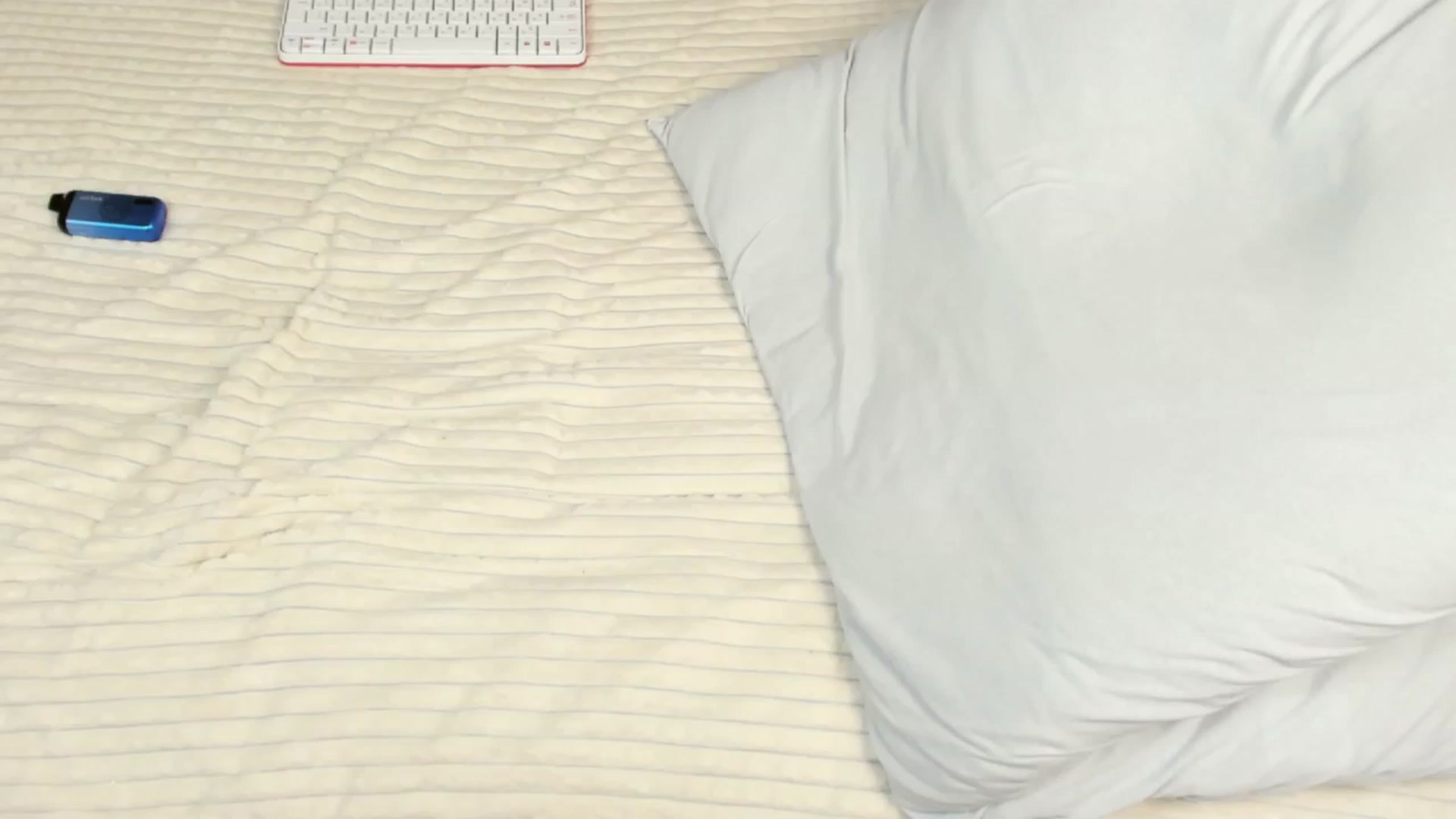 Gallery image thumbnail from LeksWest's myfreecams stream on, 05/23/2024, 18:00 image 15 of 20