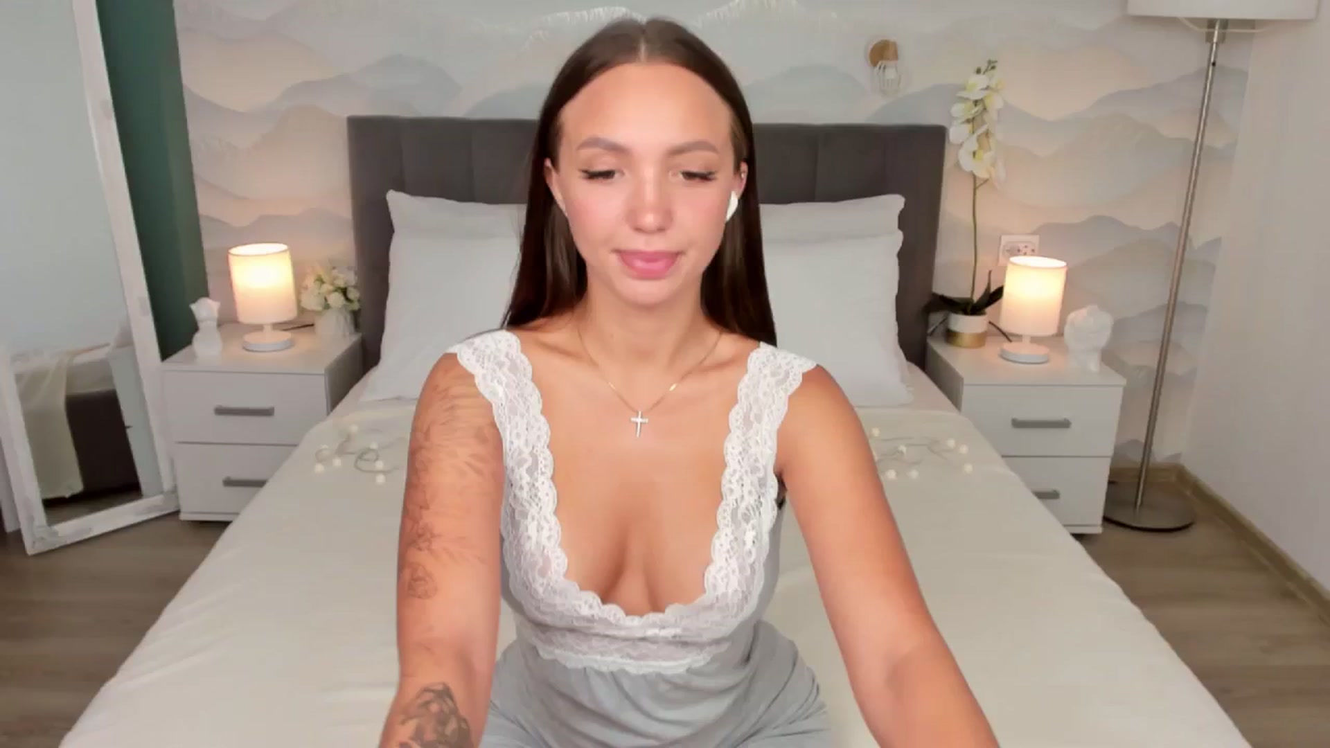 Gallery image thumbnail from LeksWest's myfreecams stream on, 07/21/2024, 11:14 image 4 of 20