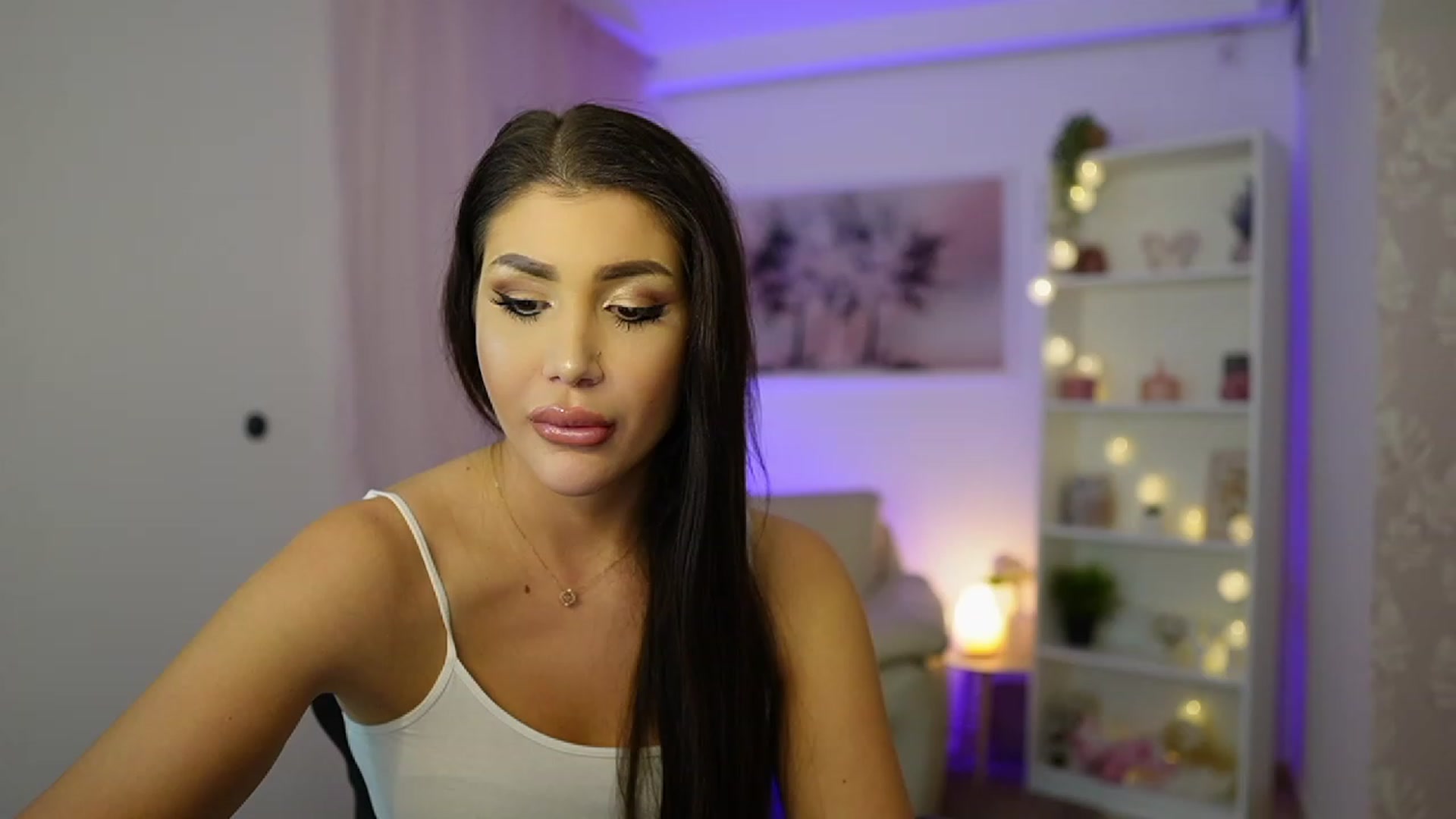 Gallery image thumbnail from Lela_Star18's myfreecams stream on, 11/03/2023, 15:34 image 6 of 20