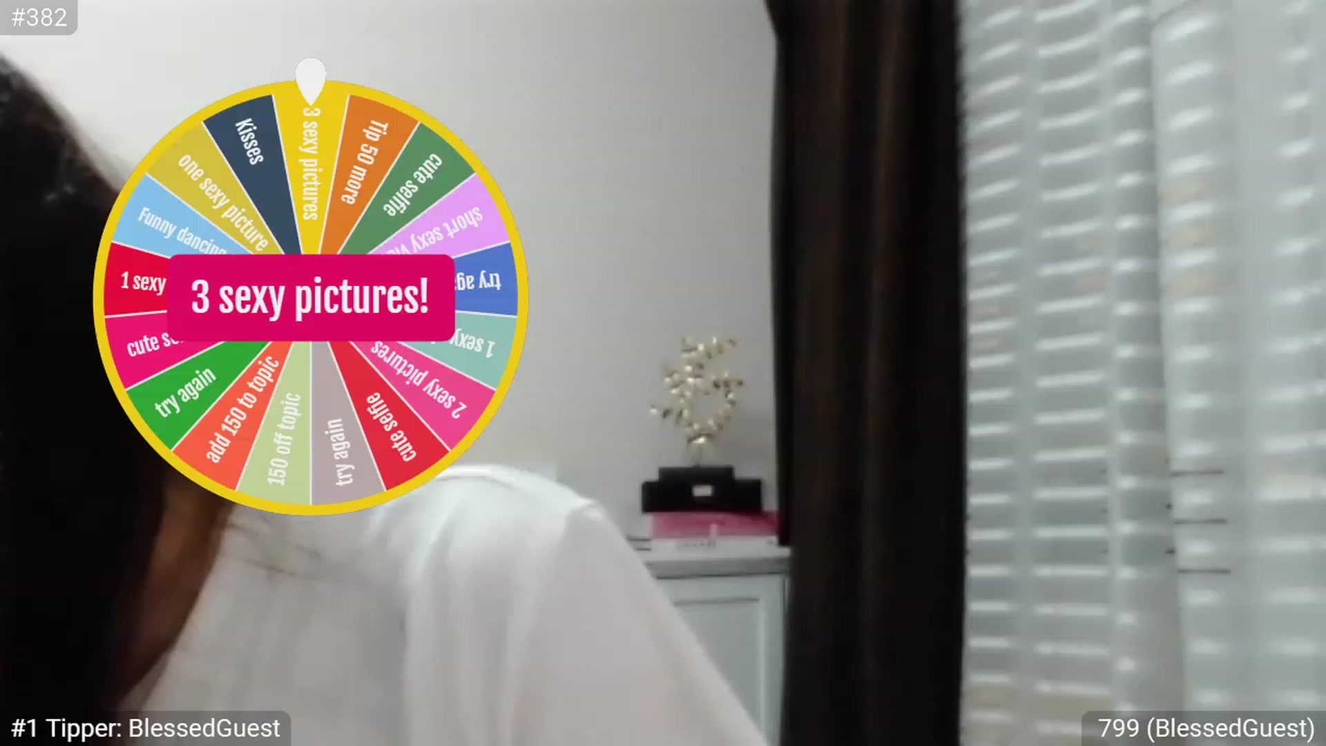 Gallery image thumbnail from LemonMochi's myfreecams stream on, 09/03/2023, 20:21 image 17 of 20
