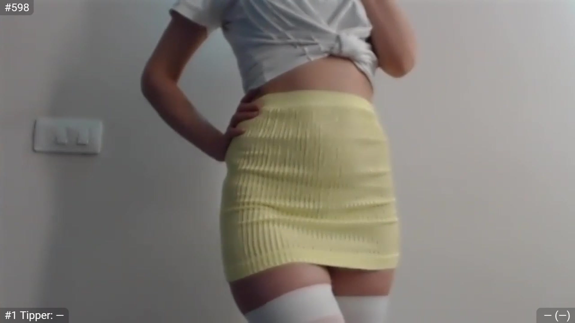 Gallery image thumbnail from LemonMochi's myfreecams stream on, 09/12/2023, 20:45 image 10 of 20
