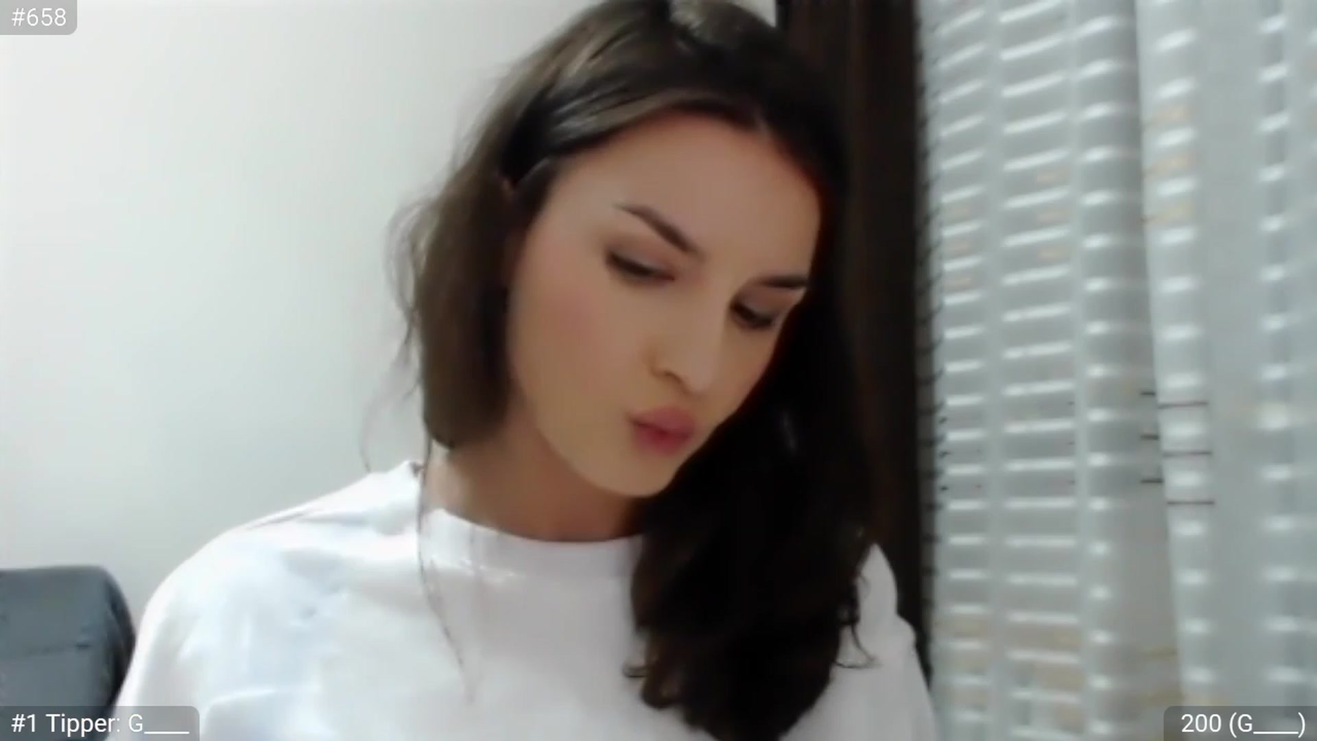Gallery image thumbnail from LemonMochi's myfreecams stream on, 09/24/2023, 20:45 image 17 of 20