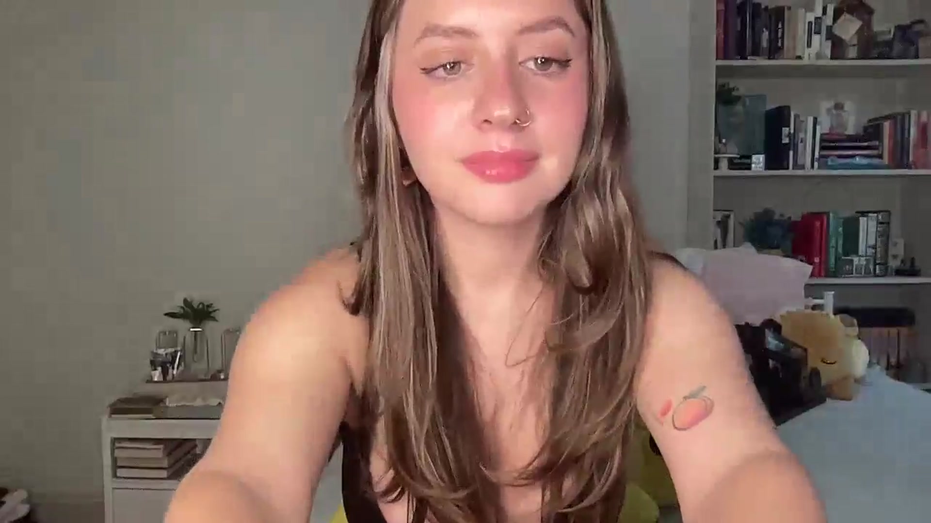 Gallery image thumbnail from Lena1's myfreecams stream on, 09/26/2024, 12:11 image 7 of 20