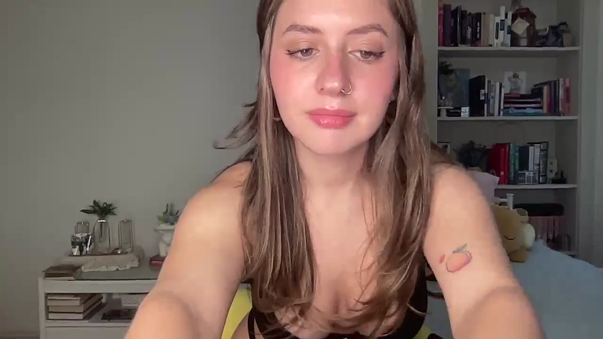 Gallery image thumbnail from Lena1's myfreecams stream on, 09/26/2024, 12:40 image 5 of 20