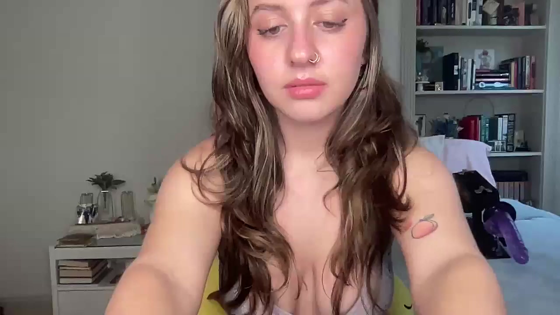Gallery image thumbnail from Lena1's myfreecams stream on, 10/03/2024, 18:17 image 16 of 20