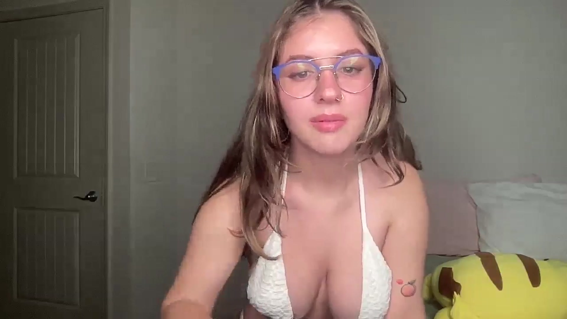 Gallery image thumbnail from Lena1's myfreecams stream on, 11/03/2024, 10:15 image 3 of 20