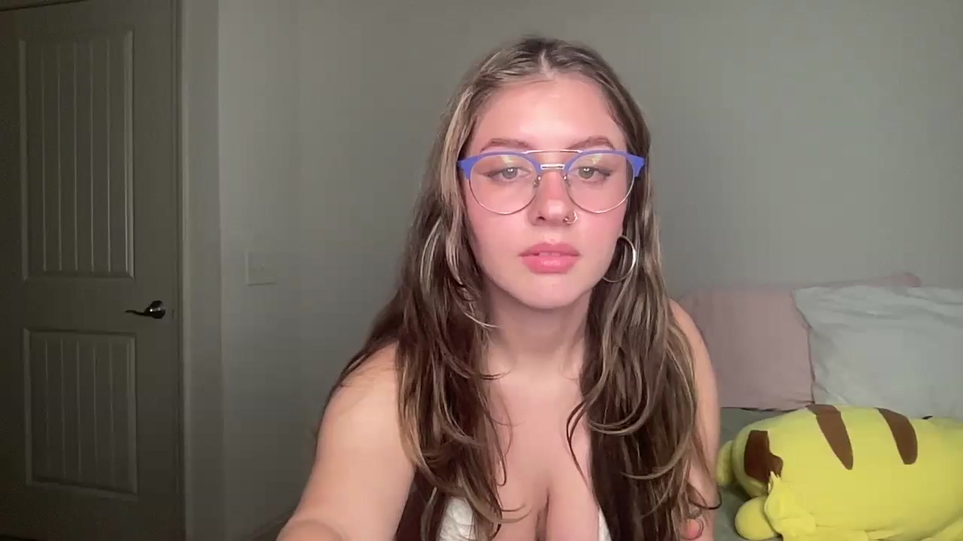 Gallery image thumbnail from Lena1's myfreecams stream on, 11/03/2024, 10:15 image 6 of 20
