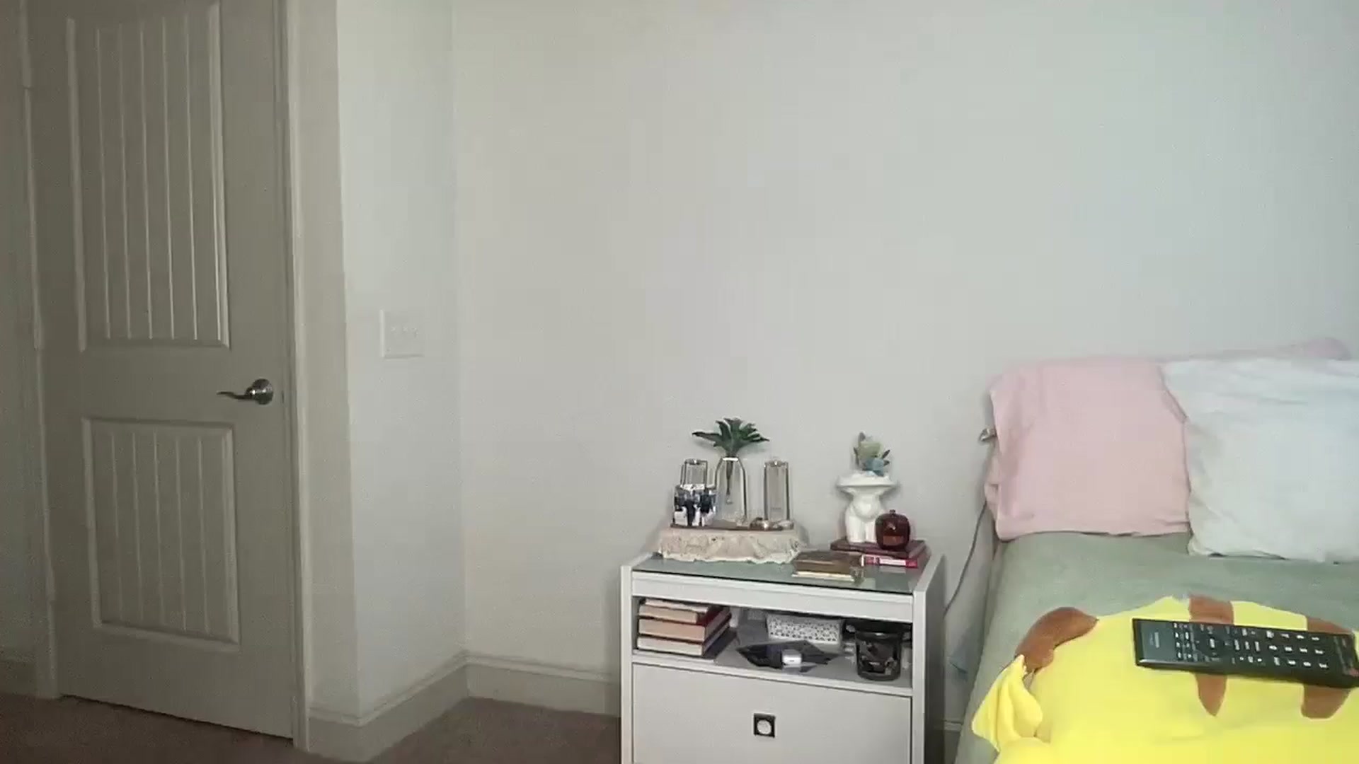Gallery image thumbnail from Lena1's myfreecams stream on, 11/03/2024, 12:50 image 7 of 20