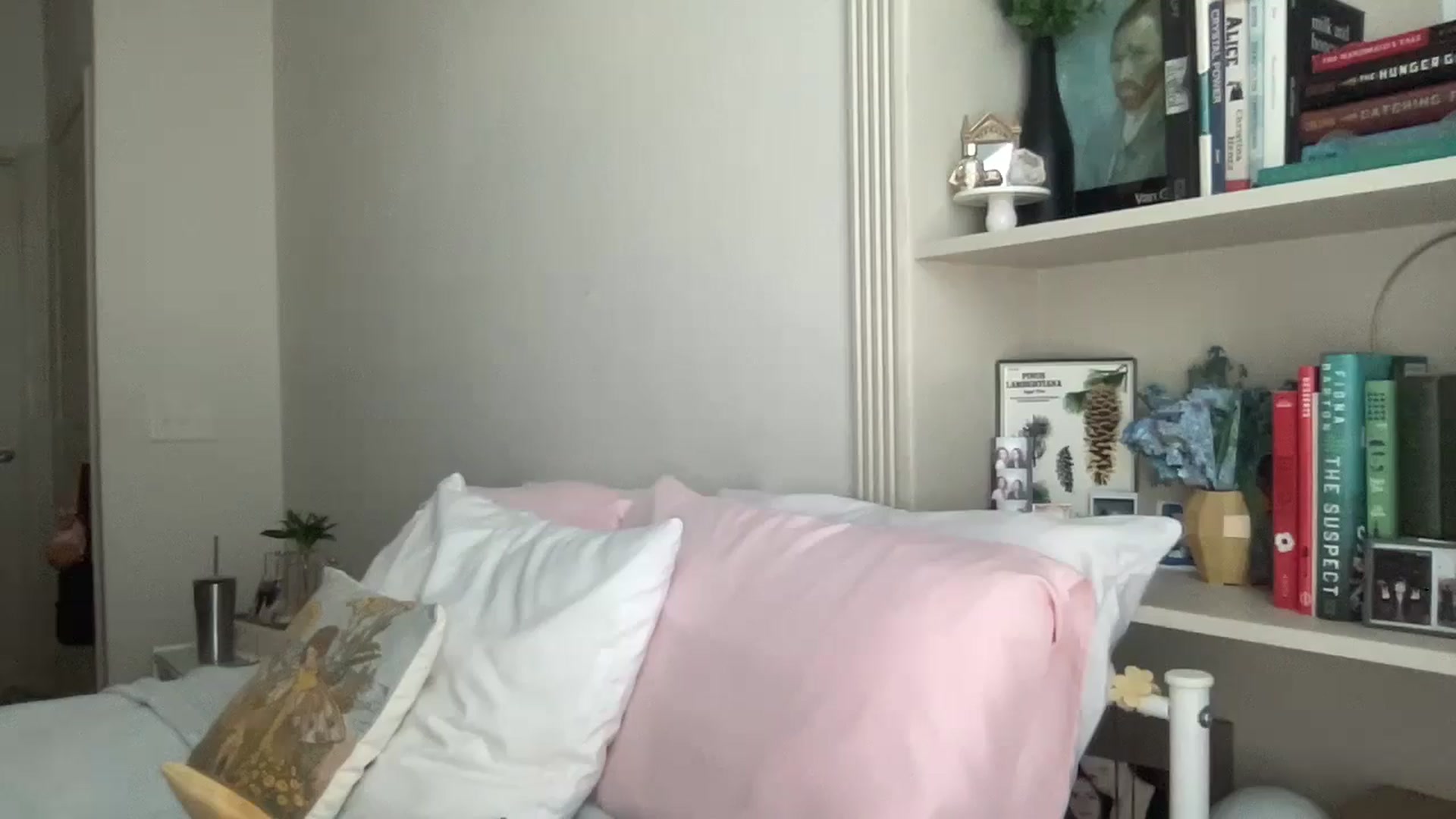 Gallery image thumbnail from Lena1's myfreecams stream on, 11/15/2024, 18:44 image 8 of 20
