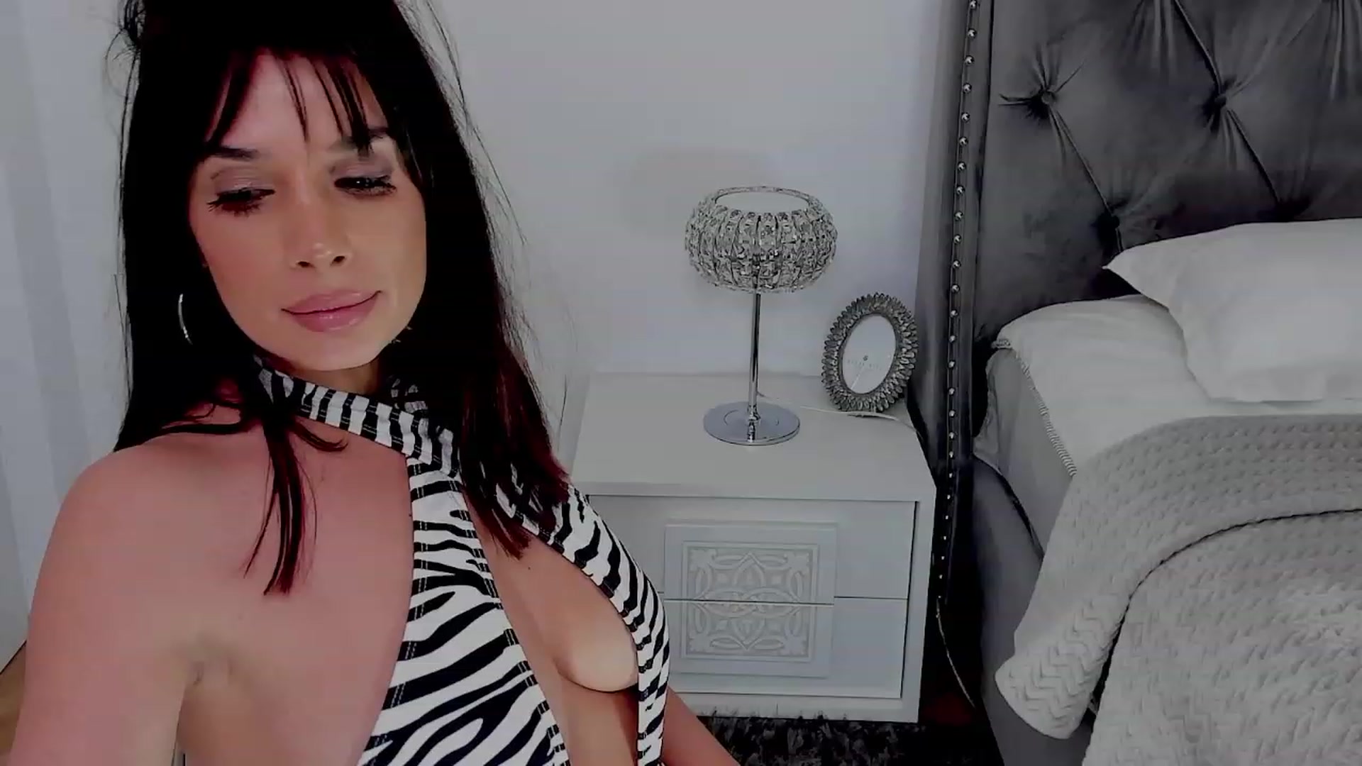 Gallery image thumbnail from LenaBabyGirl's myfreecams stream on, 01/28/2023, 20:48 image 8 of 20