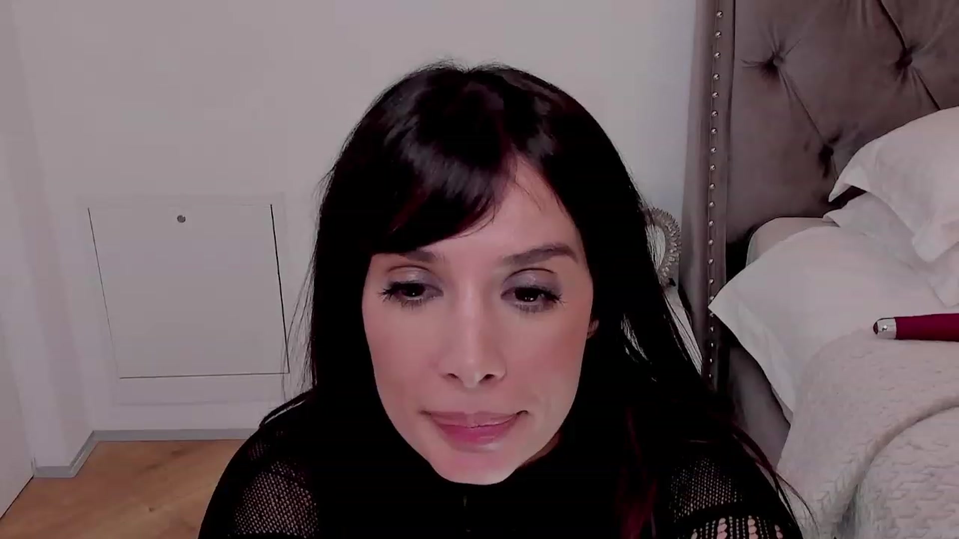 Gallery image thumbnail from LenaBabyGirl's myfreecams stream on, 02/22/2023, 21:56 image 6 of 20