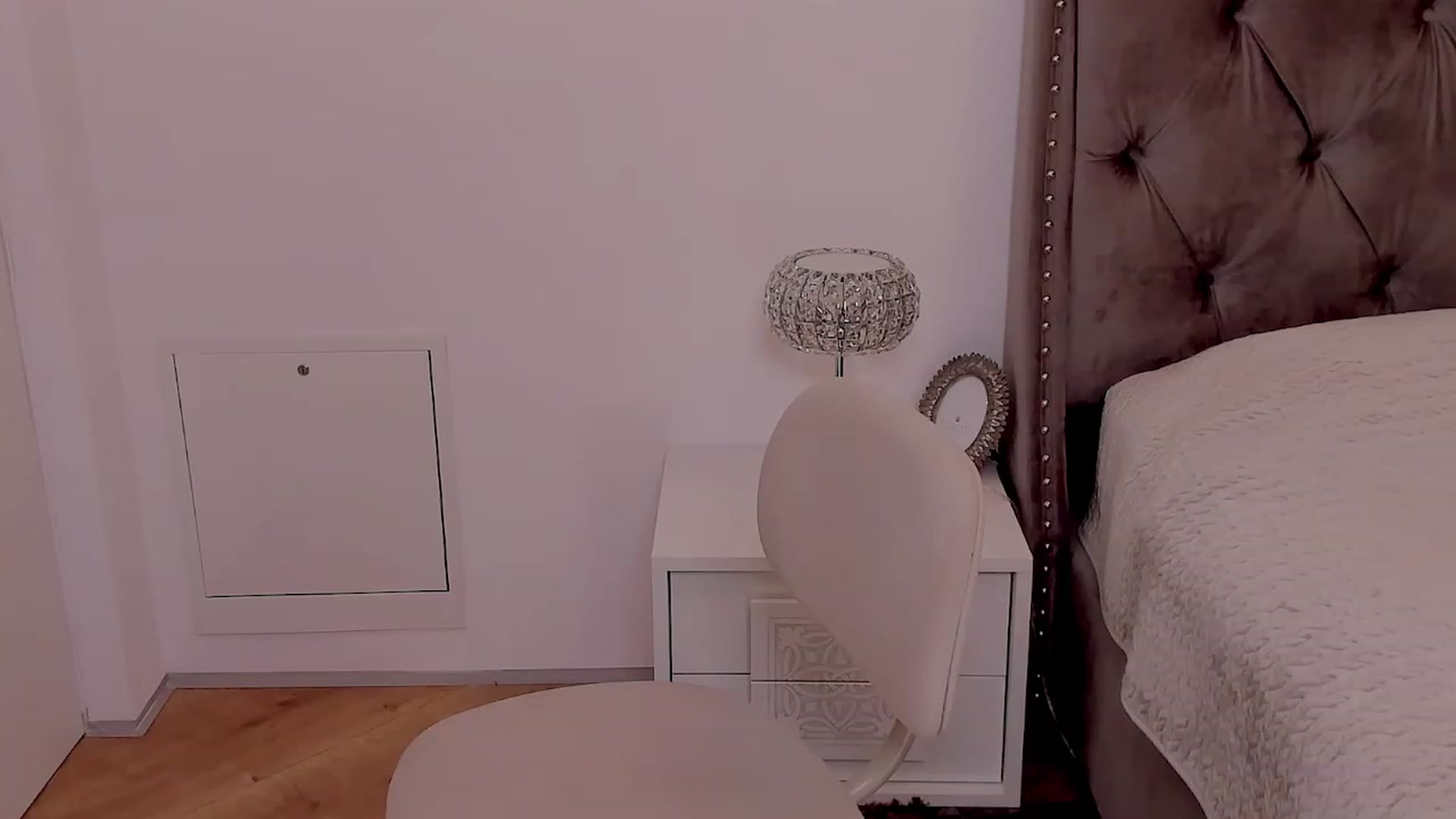 Gallery image thumbnail from LenaBabyGirl's myfreecams stream on, 03/08/2023, 21:03 image 11 of 20