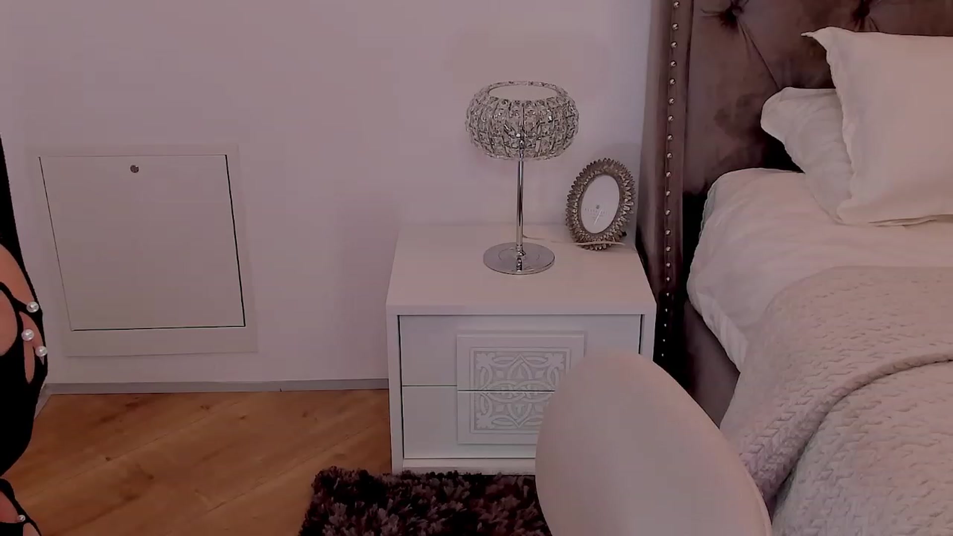 Gallery image thumbnail from LenaBabyGirl's myfreecams stream on, 03/15/2023, 13:32 image 7 of 20