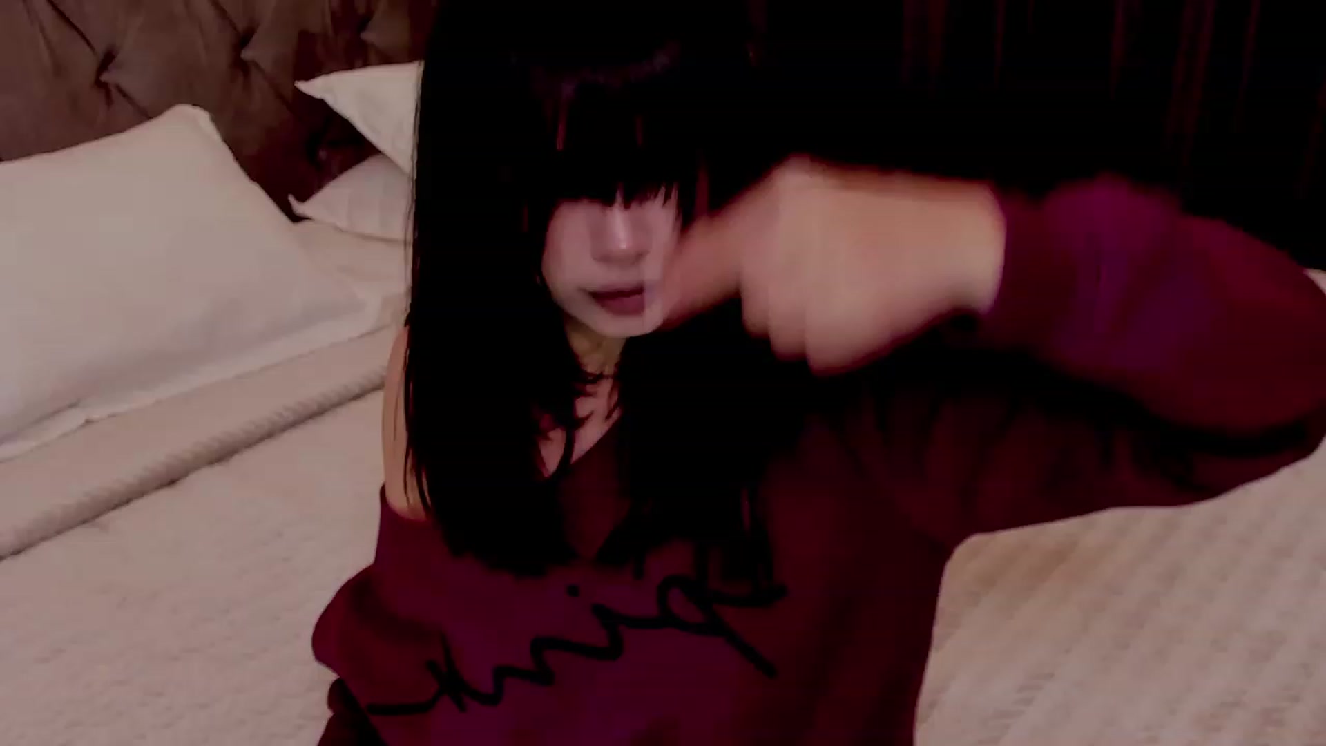 Gallery image thumbnail from LenaBabyGirl's myfreecams stream on, 03/22/2023, 19:27 image 10 of 20