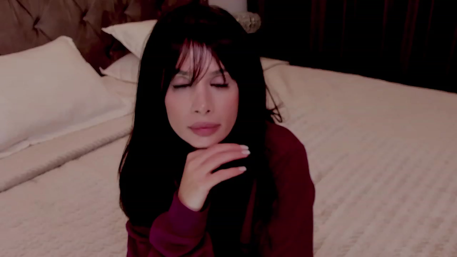 Gallery image thumbnail from LenaBabyGirl's myfreecams stream on, 03/22/2023, 19:27 image 7 of 20