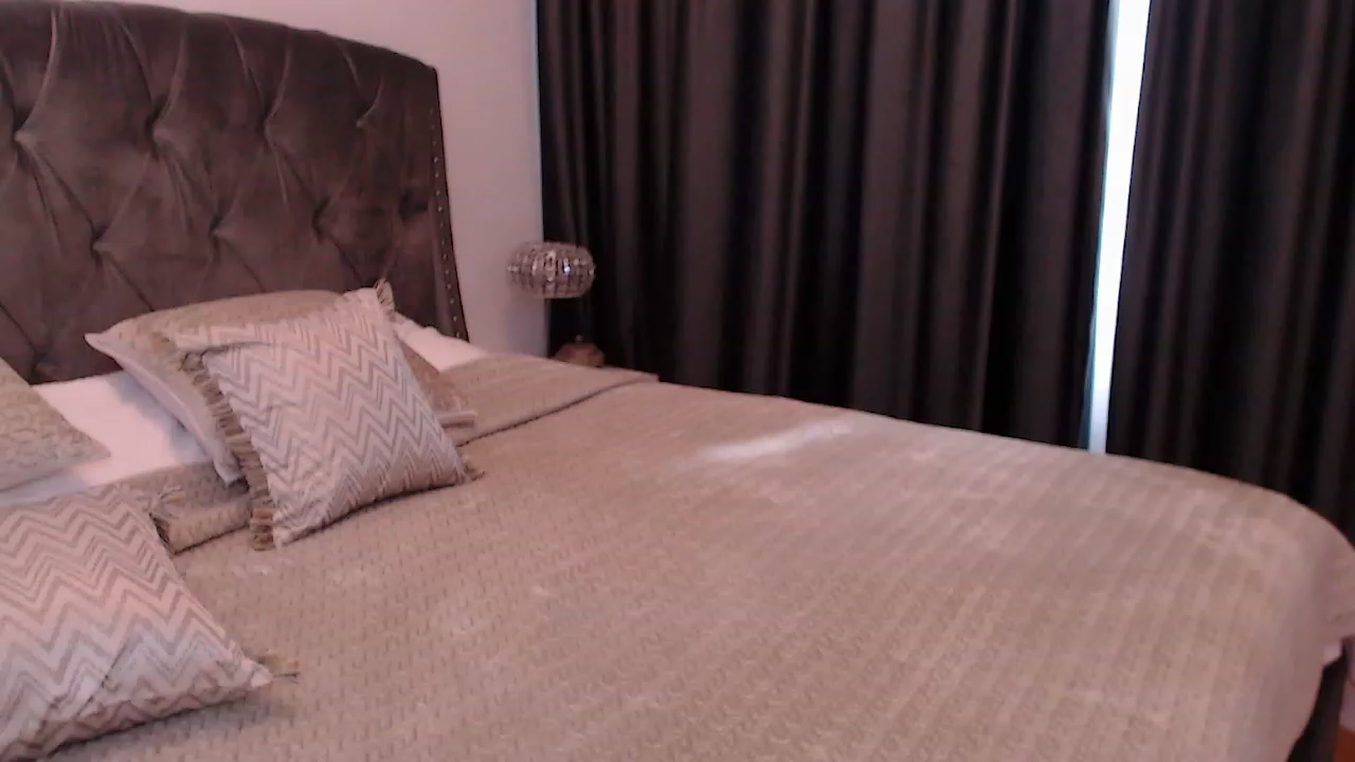 Gallery image thumbnail from LenaBabyGirl's myfreecams stream on, 04/27/2023, 14:04 image 10 of 20