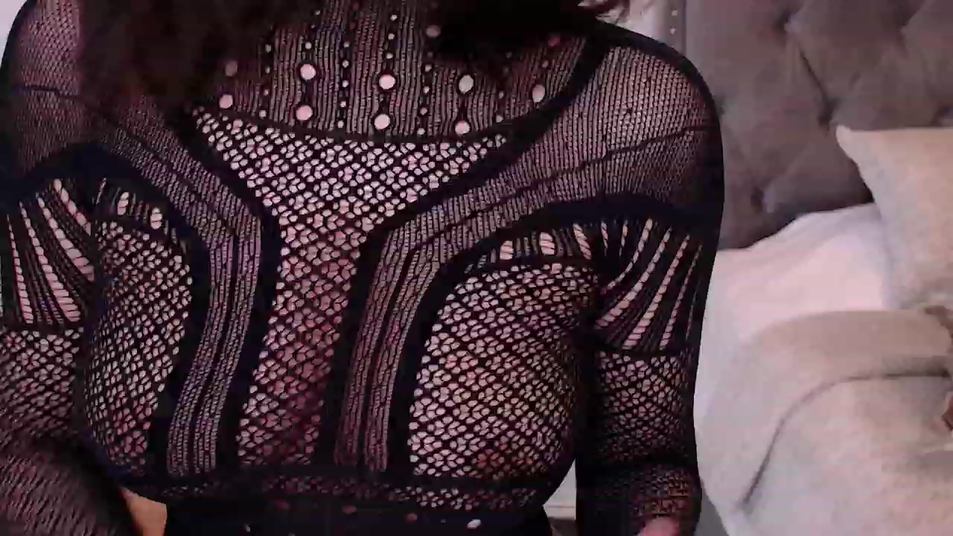 Gallery image thumbnail from LenaBabyGirl's myfreecams stream on, 04/27/2023, 14:04 image 8 of 20