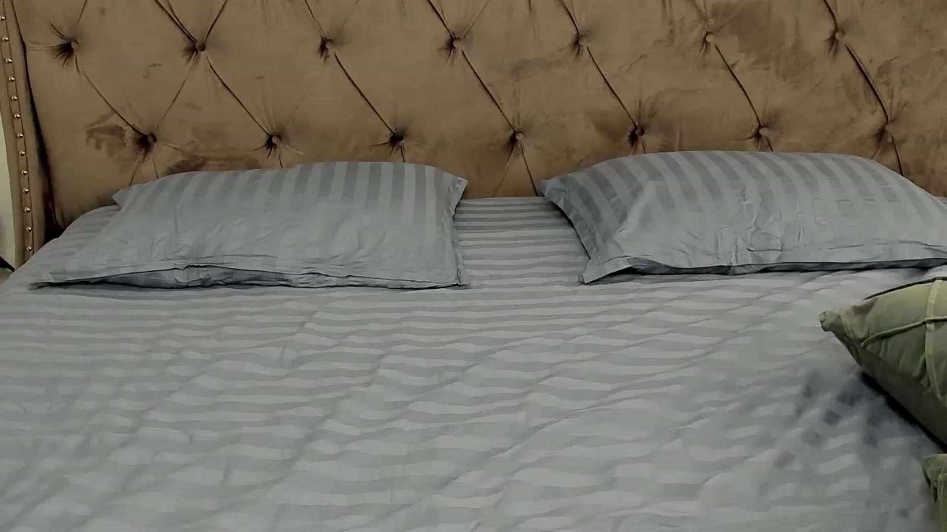 Gallery image thumbnail from LenaBabyGirl's myfreecams stream on, 05/10/2023, 15:17 image 8 of 20