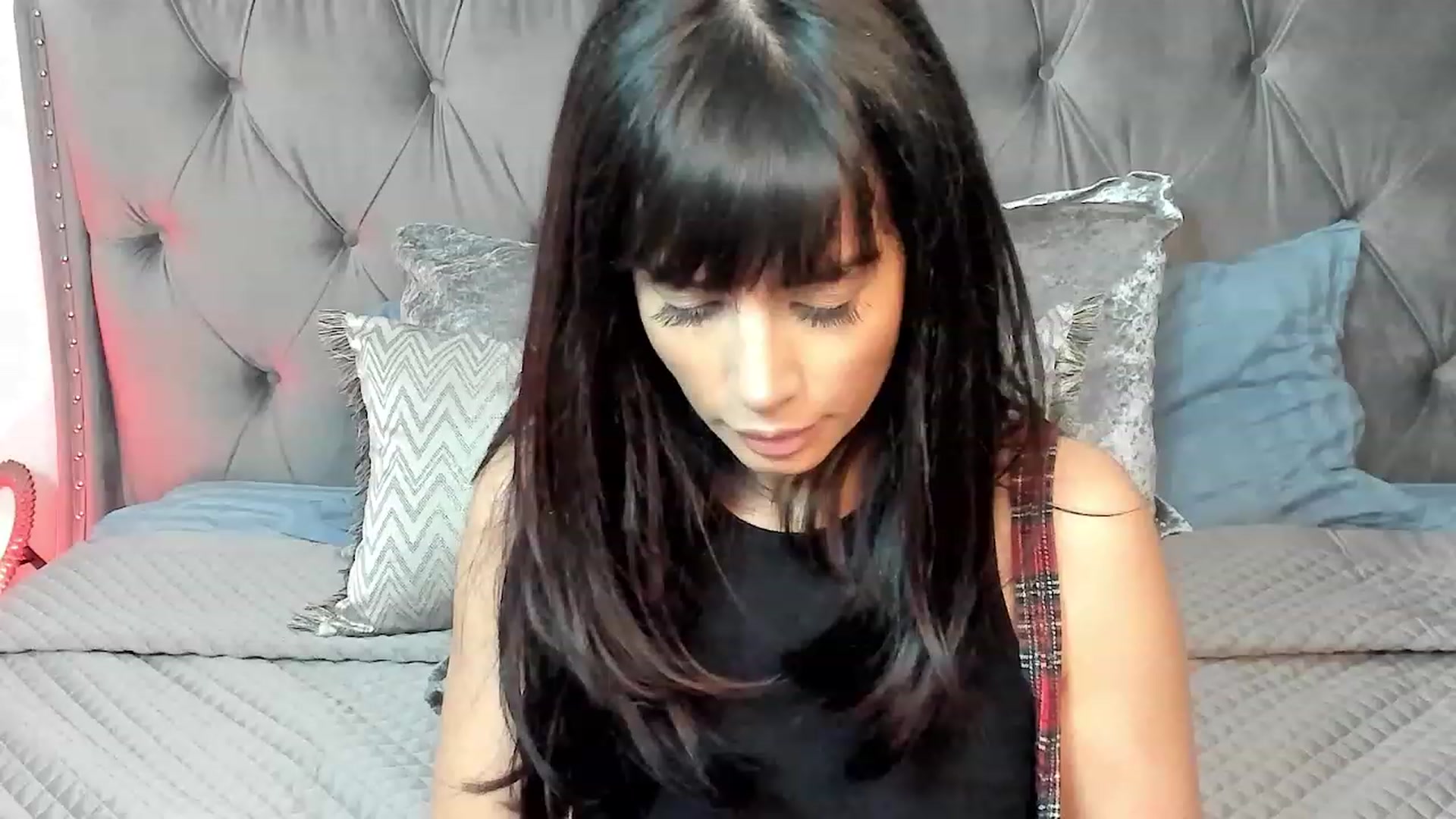 Gallery image thumbnail from LenaBabyGirl's myfreecams stream on, 05/12/2023, 17:29 image 5 of 20