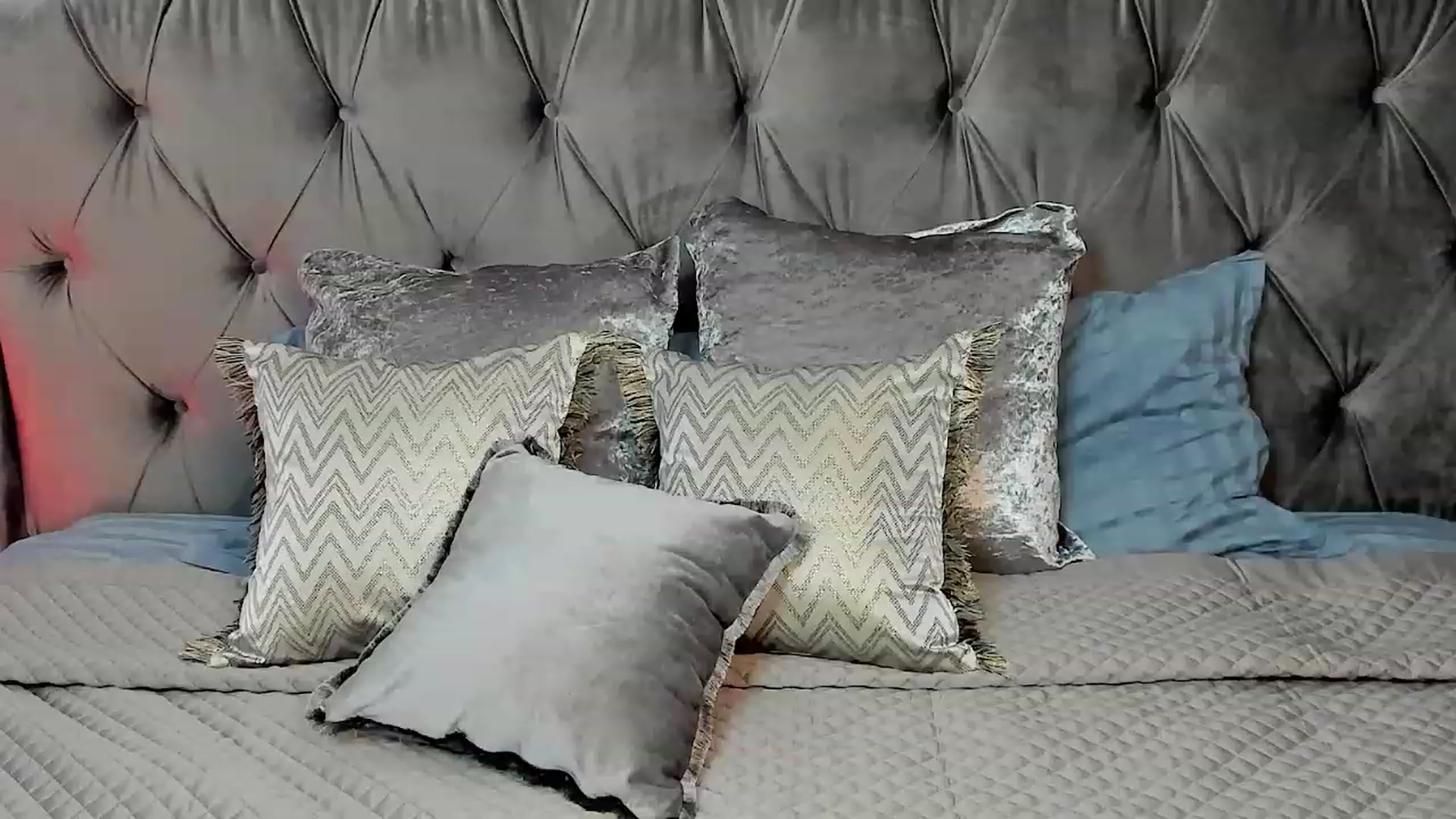 Gallery image thumbnail from LenaBabyGirl's myfreecams stream on, 05/12/2023, 17:29 image 1 of 20