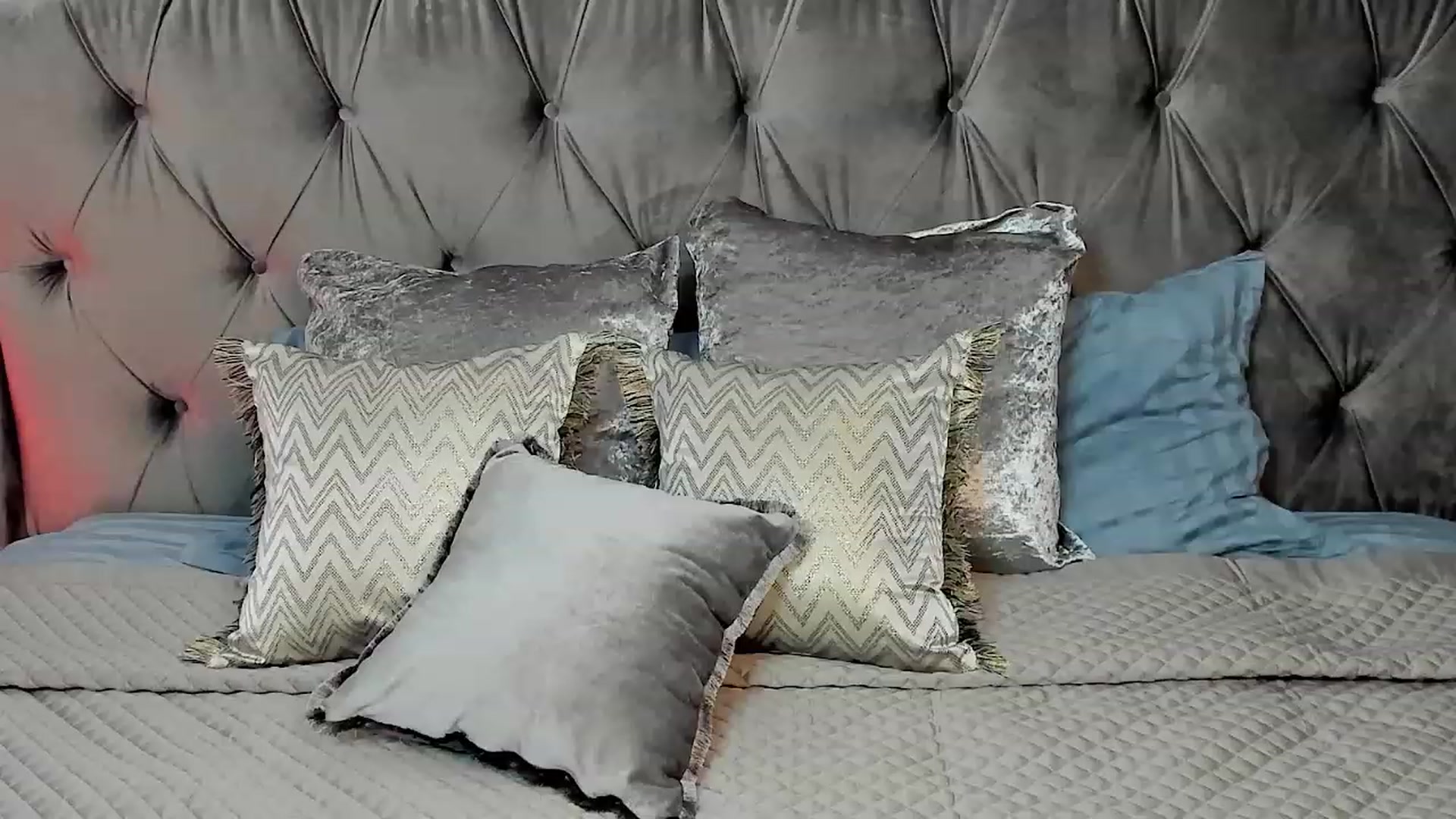 Gallery image thumbnail from LenaBabyGirl's myfreecams stream on, 05/12/2023, 17:29 image 2 of 20