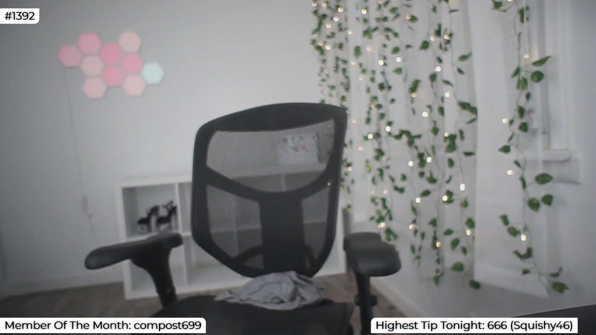 Gallery image thumbnail from LenaDanzara's myfreecams stream on, 07/31/2023, 06:56 image 20 of 20