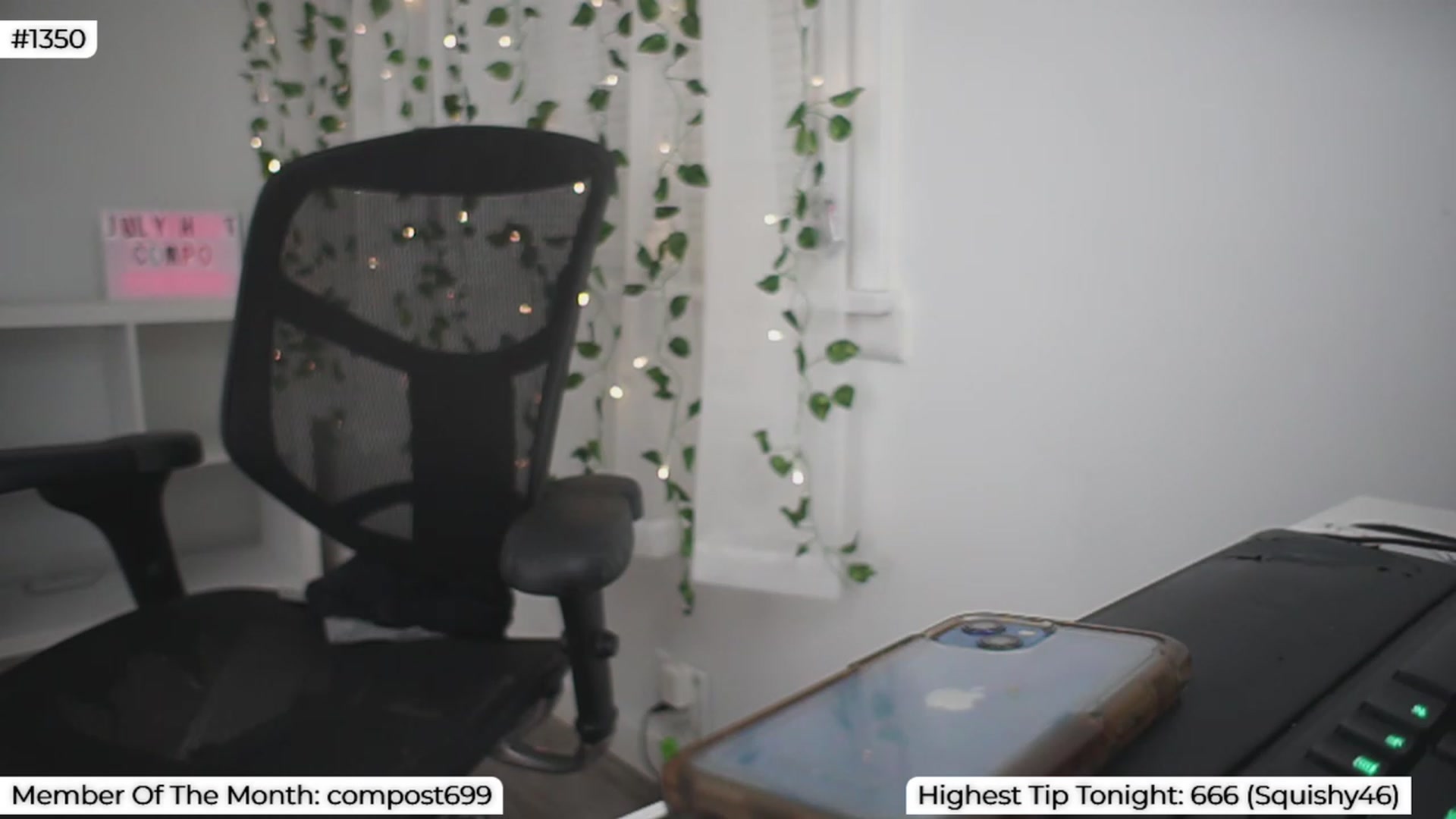 Gallery image thumbnail from LenaDanzara's myfreecams stream on, 07/31/2023, 08:07 image 17 of 20