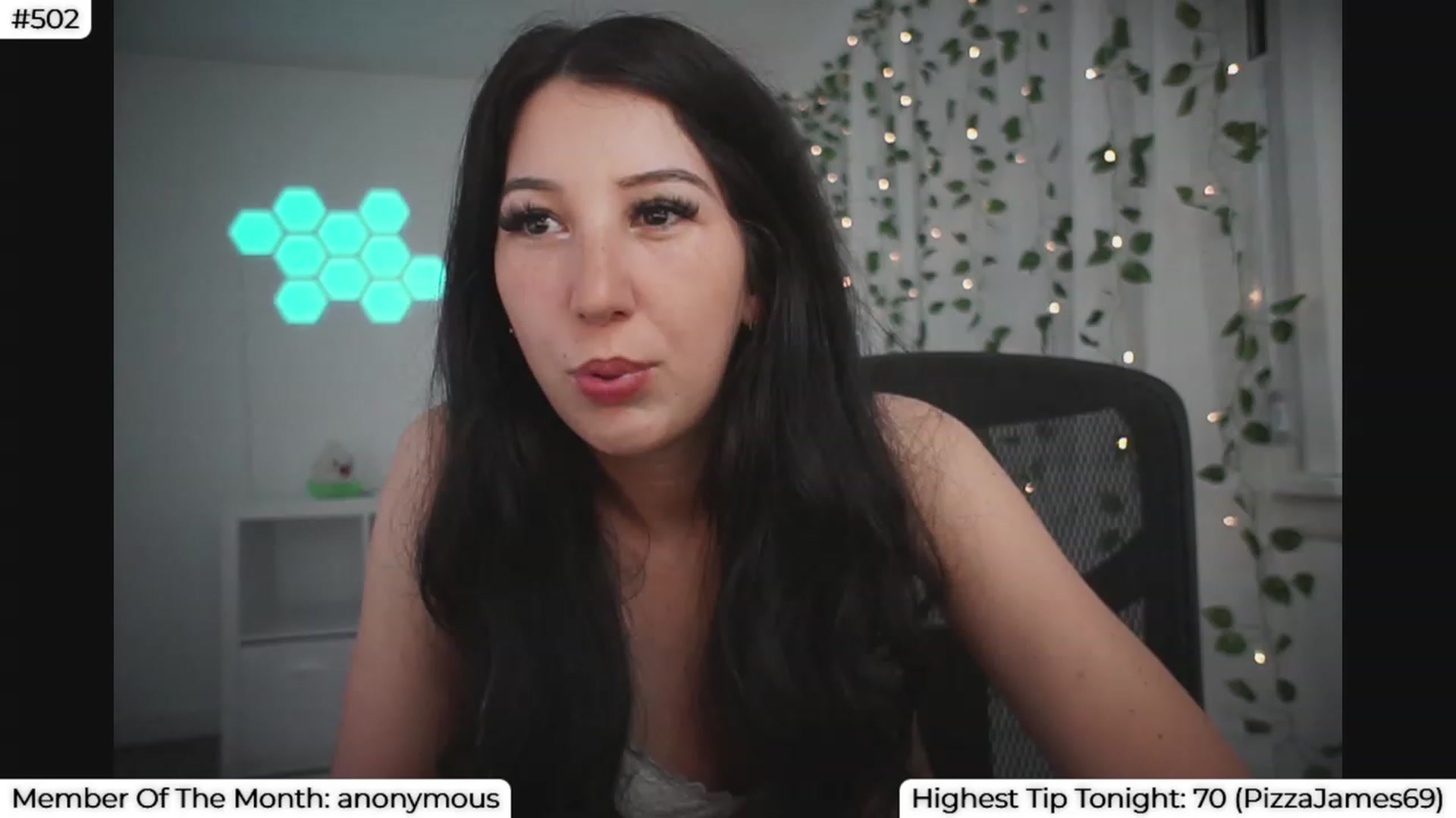 Gallery image thumbnail from LenaDanzara's myfreecams stream on, 08/08/2023, 06:26 image 19 of 20