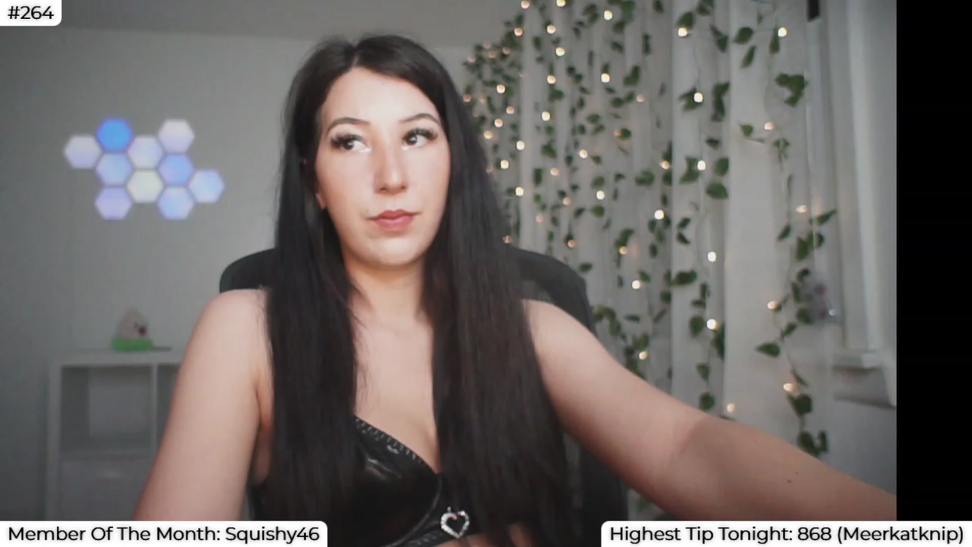 Gallery image thumbnail from LenaDanzara's myfreecams stream on, 08/11/2023, 11:07 image 5 of 20