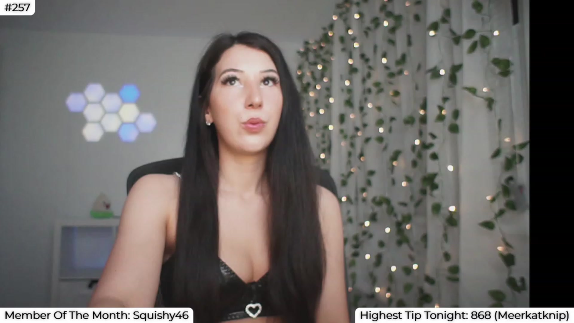 Gallery image thumbnail from LenaDanzara's myfreecams stream on, 08/11/2023, 11:07 image 11 of 20