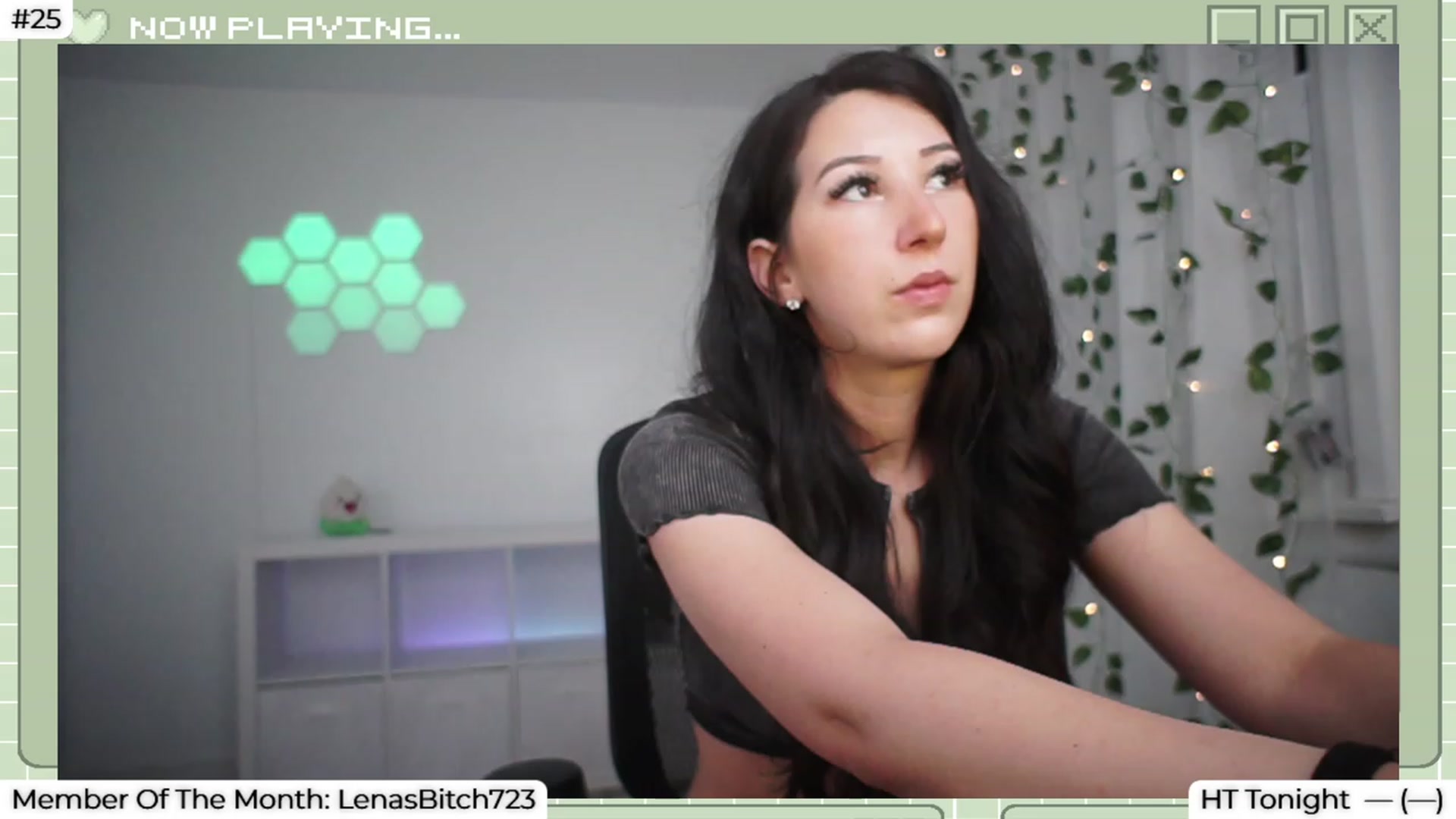Gallery image thumbnail from LenaDanzara's myfreecams stream on, 08/21/2023, 04:20 image 1 of 20