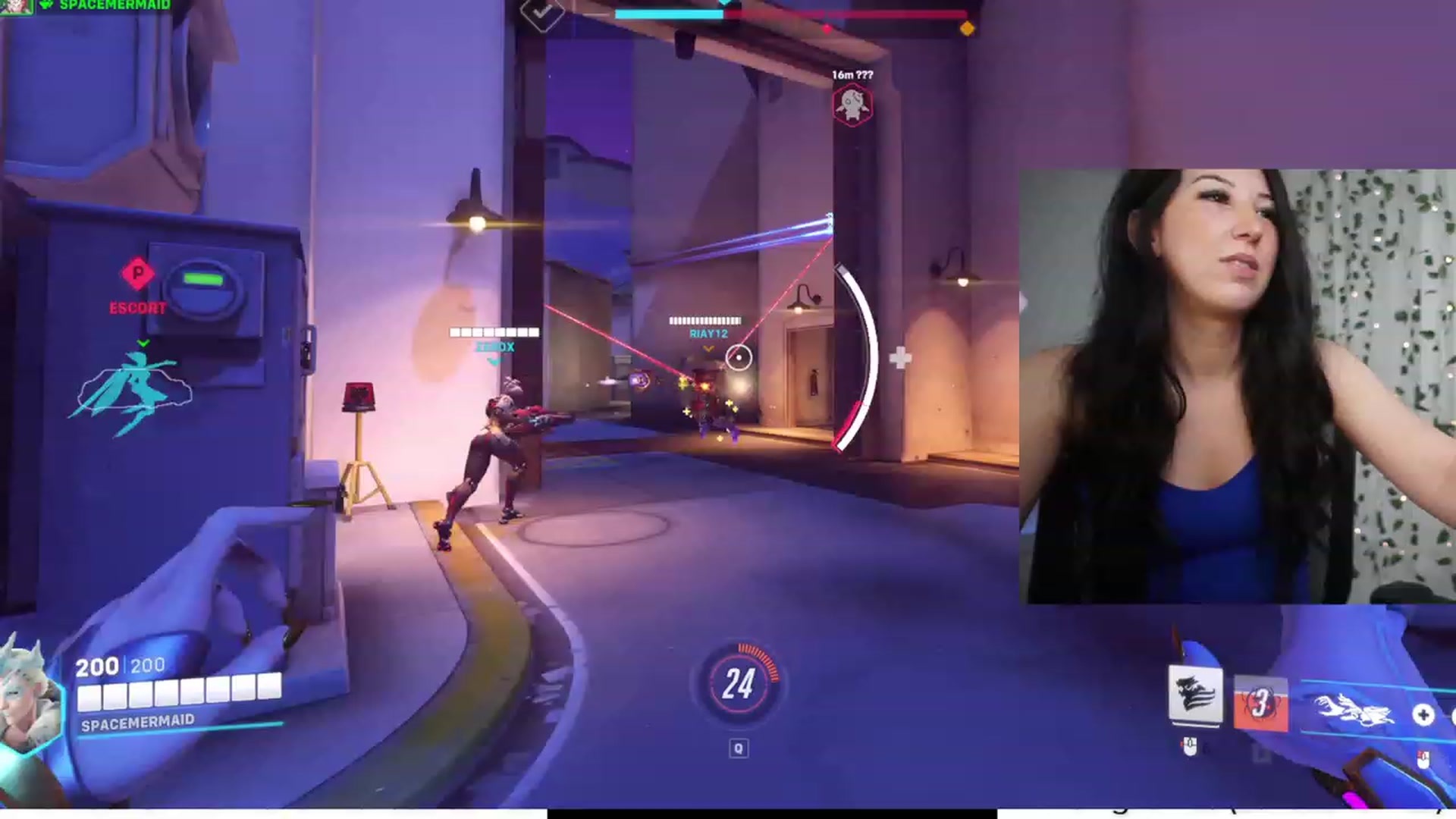 Gallery image thumbnail from LenaDanzara's myfreecams stream on, 08/22/2023, 07:08 image 1 of 20