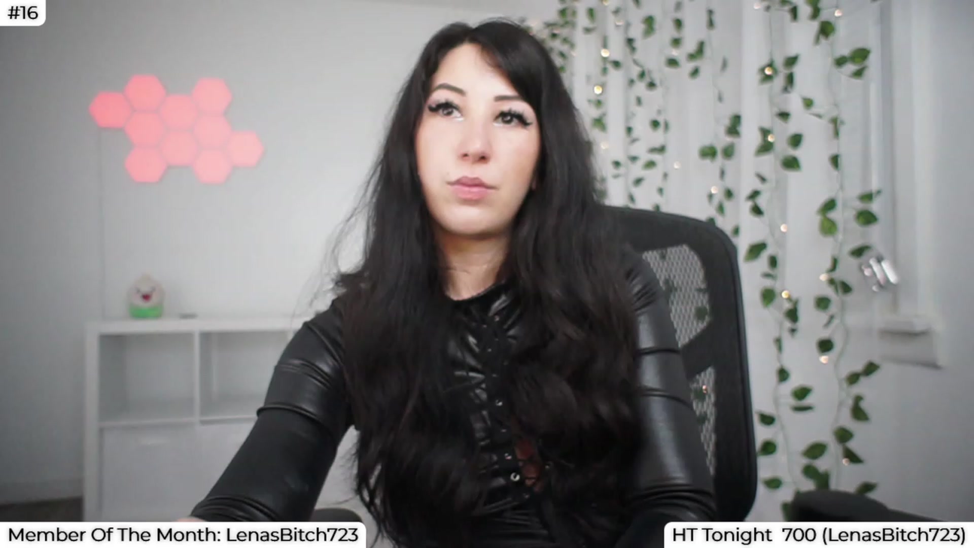 Gallery image thumbnail from LenaDanzara's myfreecams stream on, 08/30/2023, 07:05 image 20 of 20