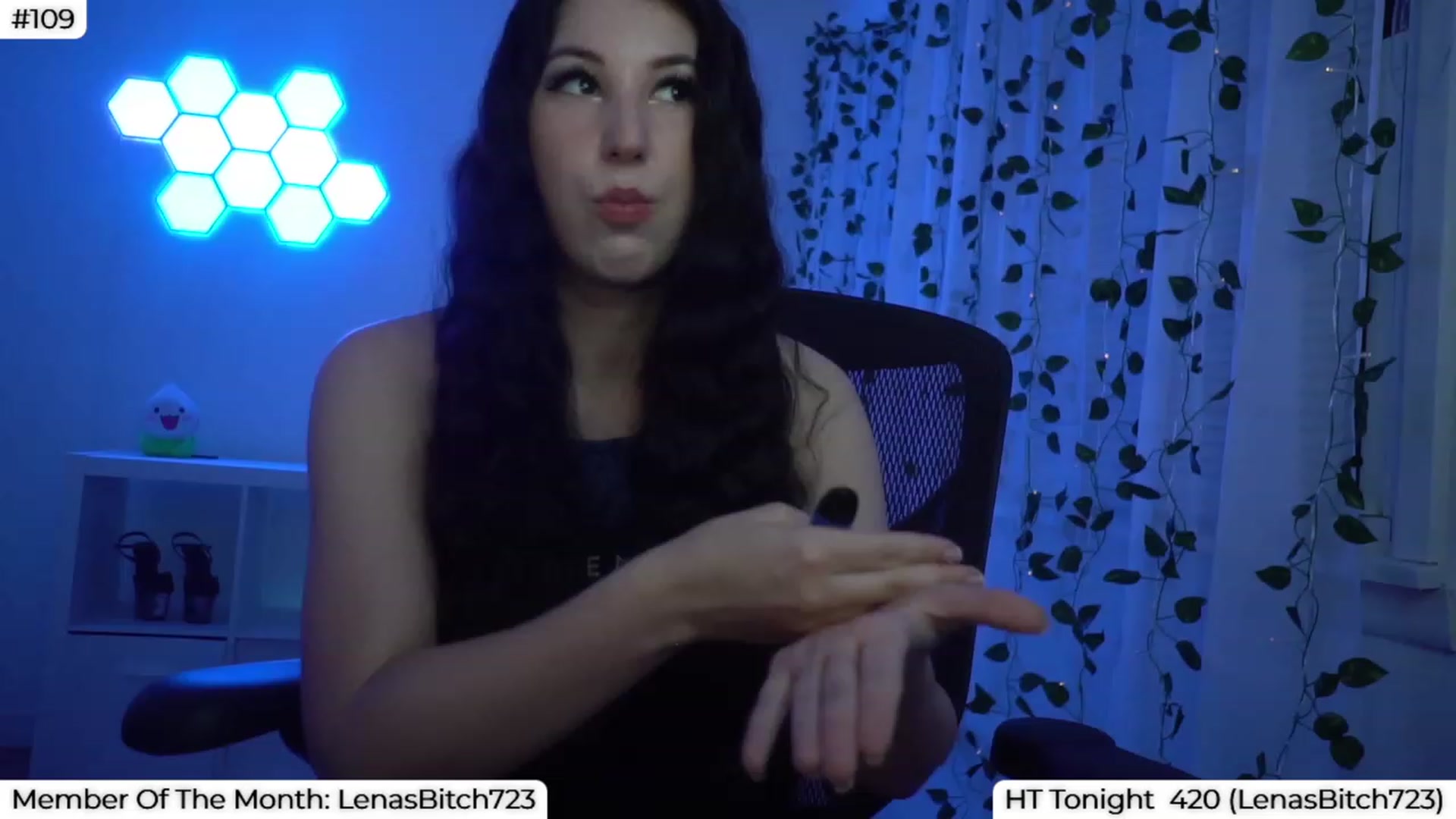 Gallery image thumbnail from LenaDanzara's myfreecams stream on, 09/08/2023, 07:51 image 3 of 20