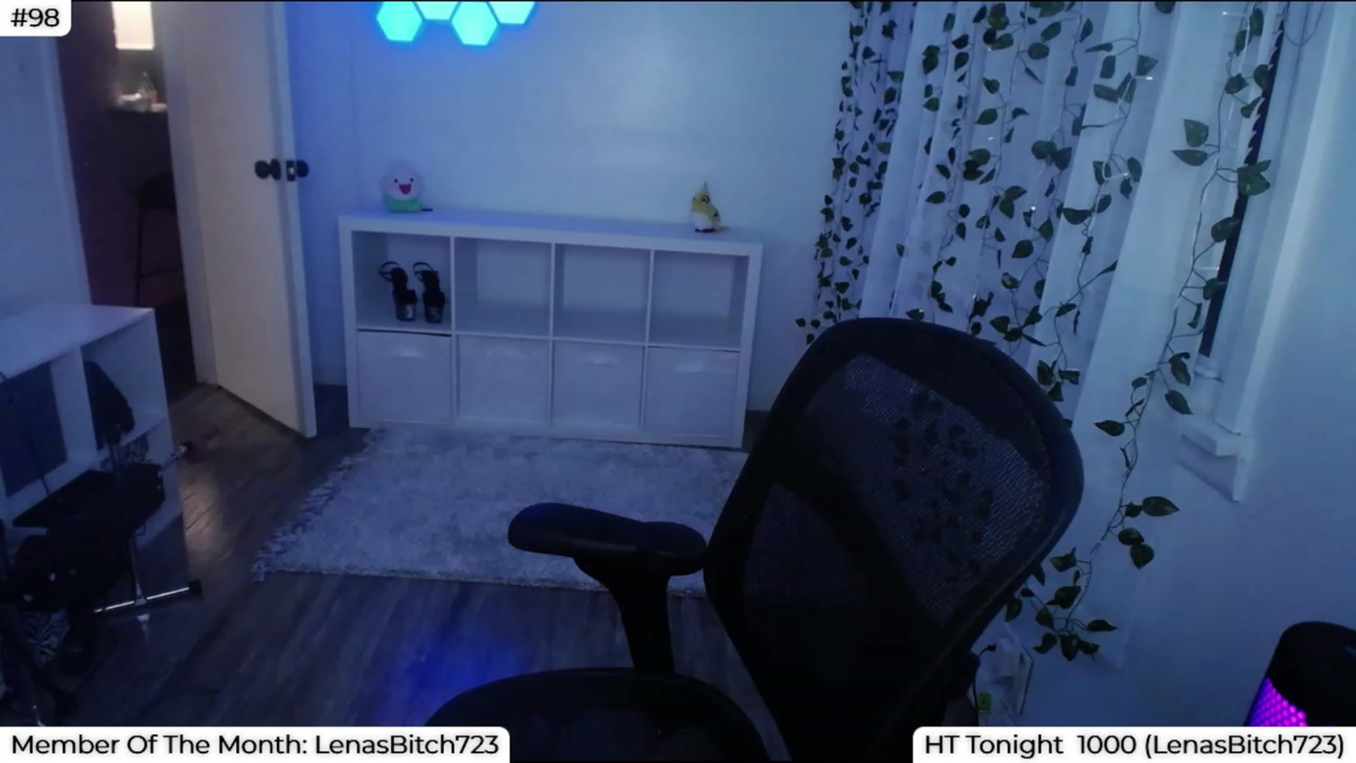 Gallery image thumbnail from LenaDanzara's myfreecams stream on, 09/08/2023, 09:13 image 4 of 20