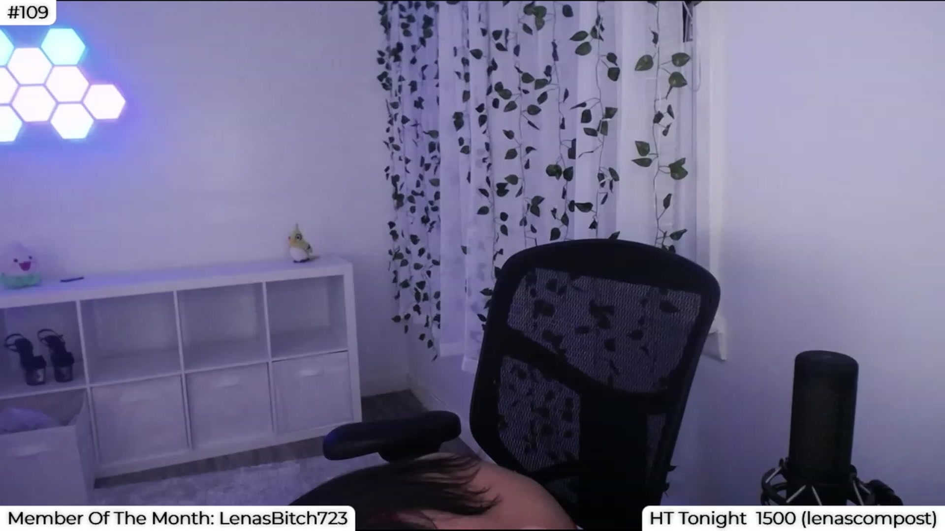Gallery image thumbnail from LenaDanzara's myfreecams stream on, 09/10/2023, 09:10 image 5 of 20