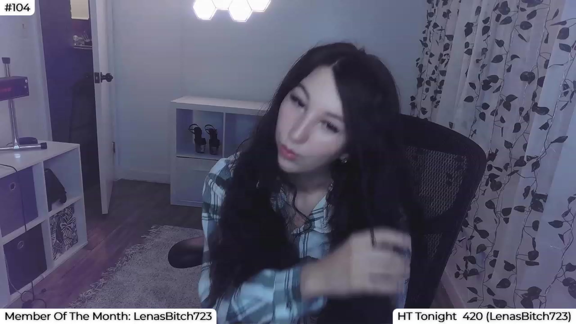 Gallery image thumbnail from LenaDanzara's myfreecams stream on, 09/12/2023, 07:33 image 3 of 20