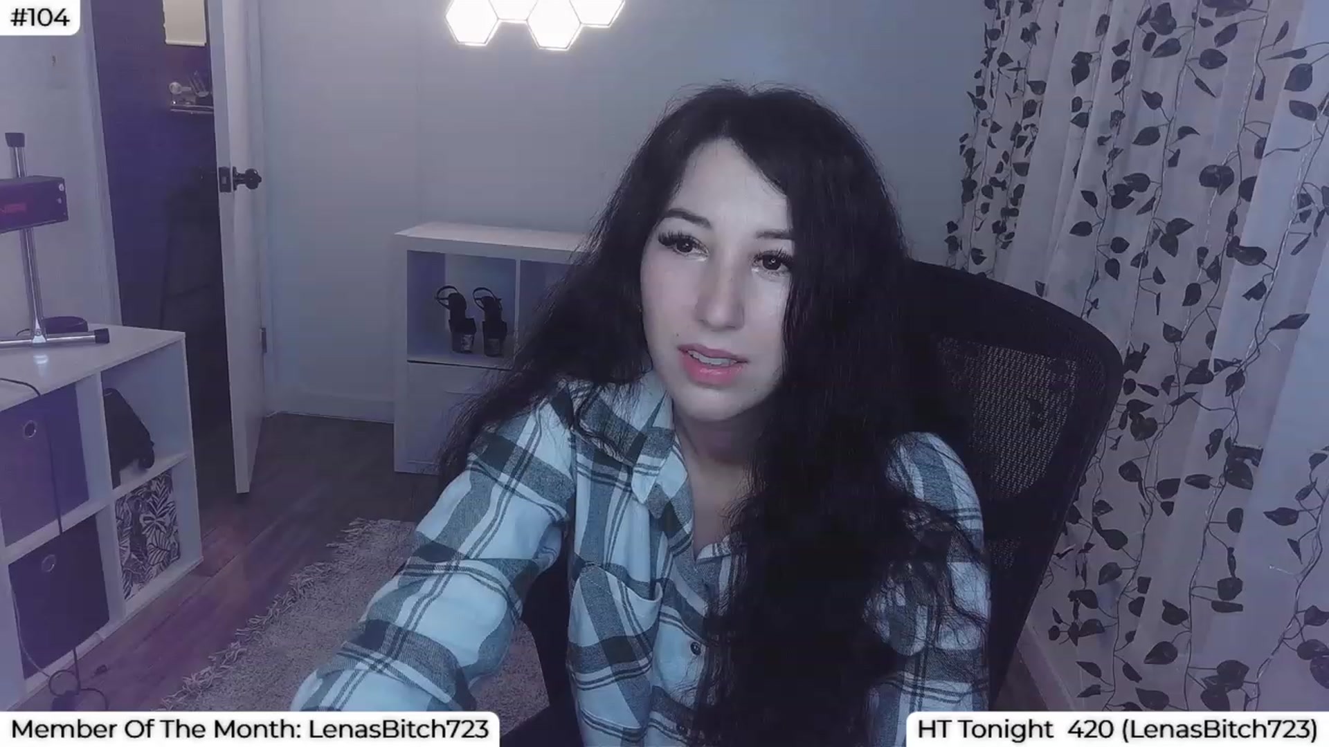 Gallery image thumbnail from LenaDanzara's myfreecams stream on, 09/12/2023, 07:33 image 1 of 20