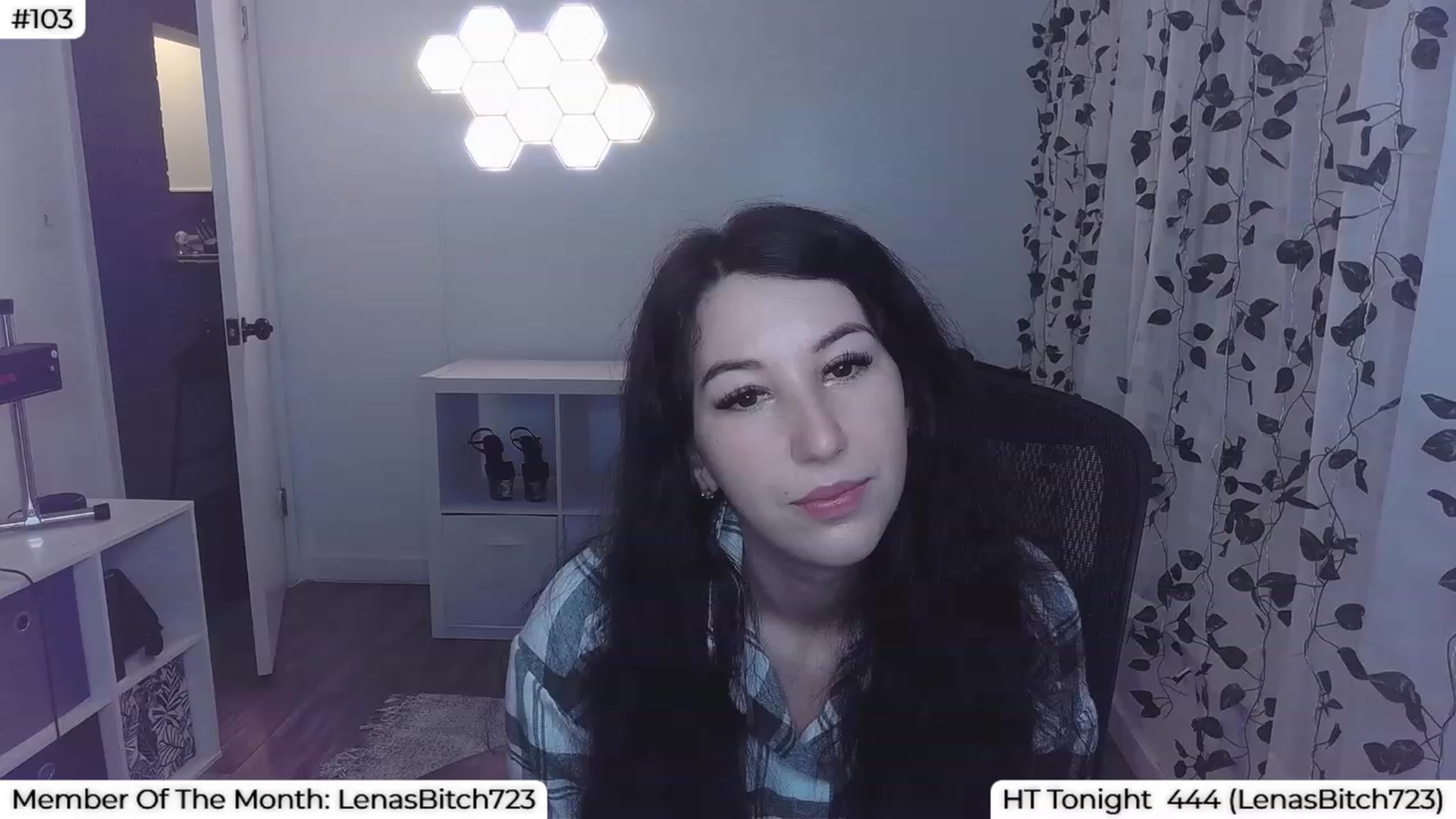Gallery image thumbnail from LenaDanzara's myfreecams stream on, 09/12/2023, 07:33 image 8 of 20