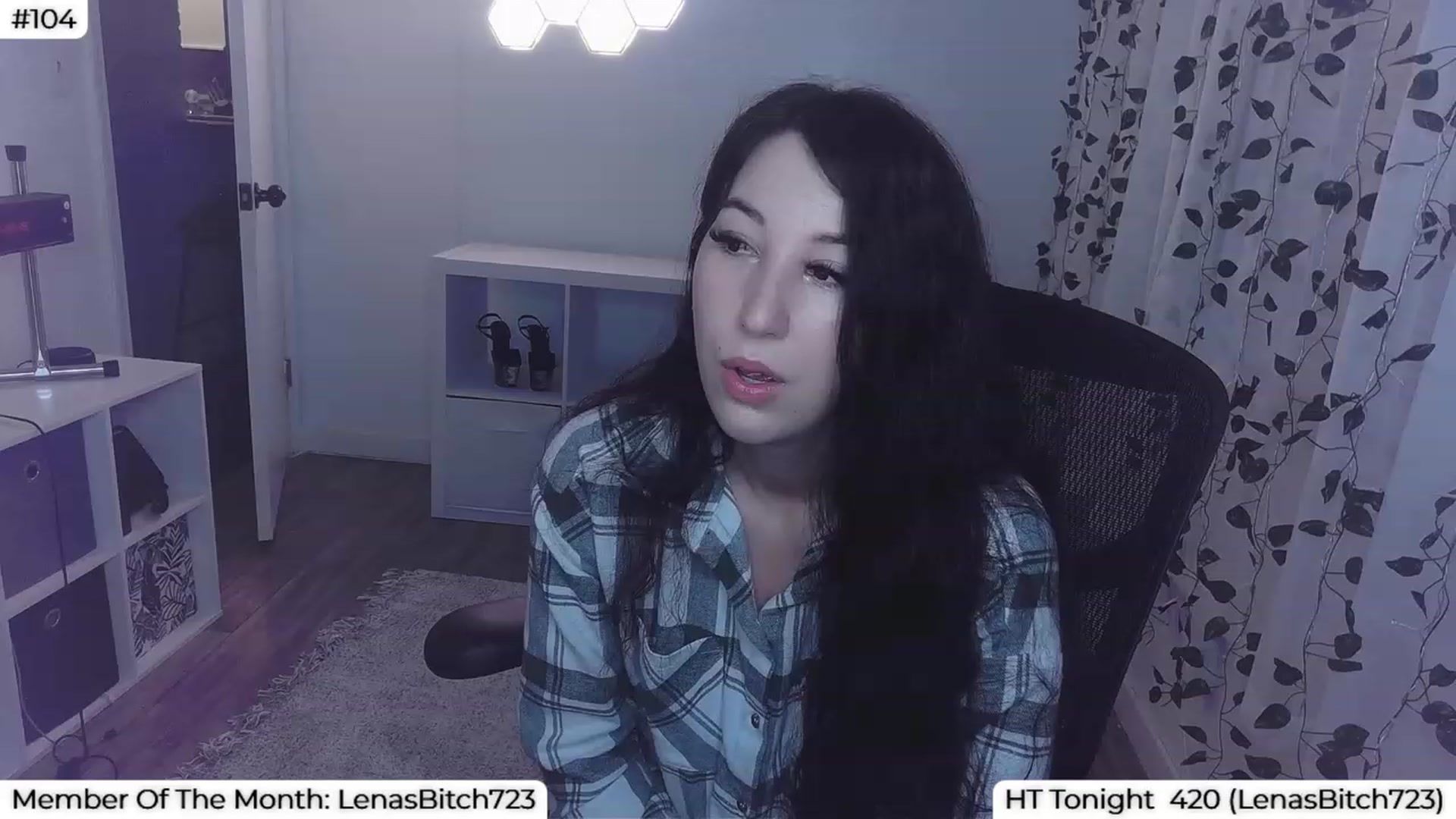 Gallery image thumbnail from LenaDanzara's myfreecams stream on, 09/12/2023, 07:33 image 2 of 20