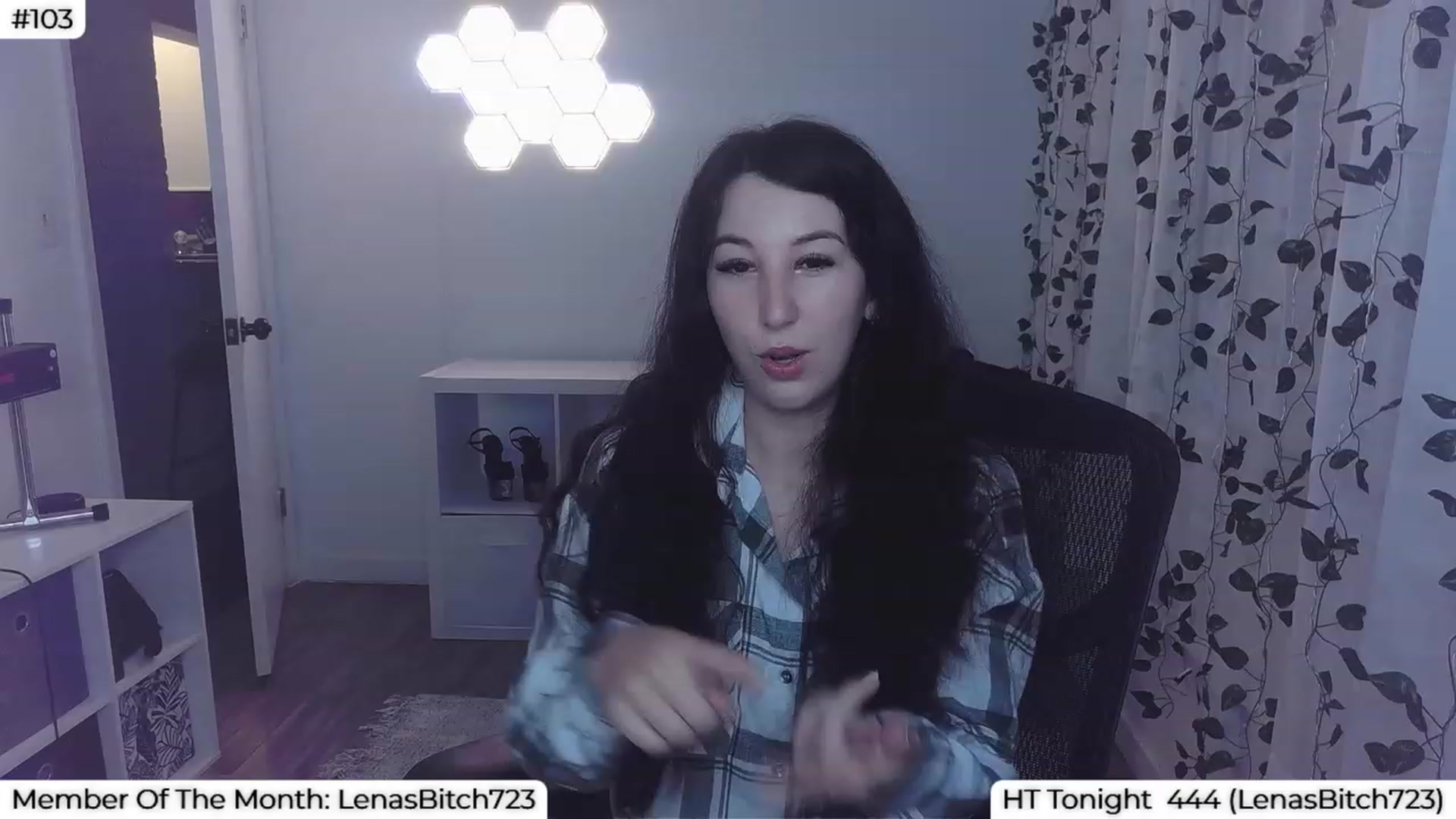 Gallery image thumbnail from LenaDanzara's myfreecams stream on, 09/12/2023, 07:33 image 9 of 20