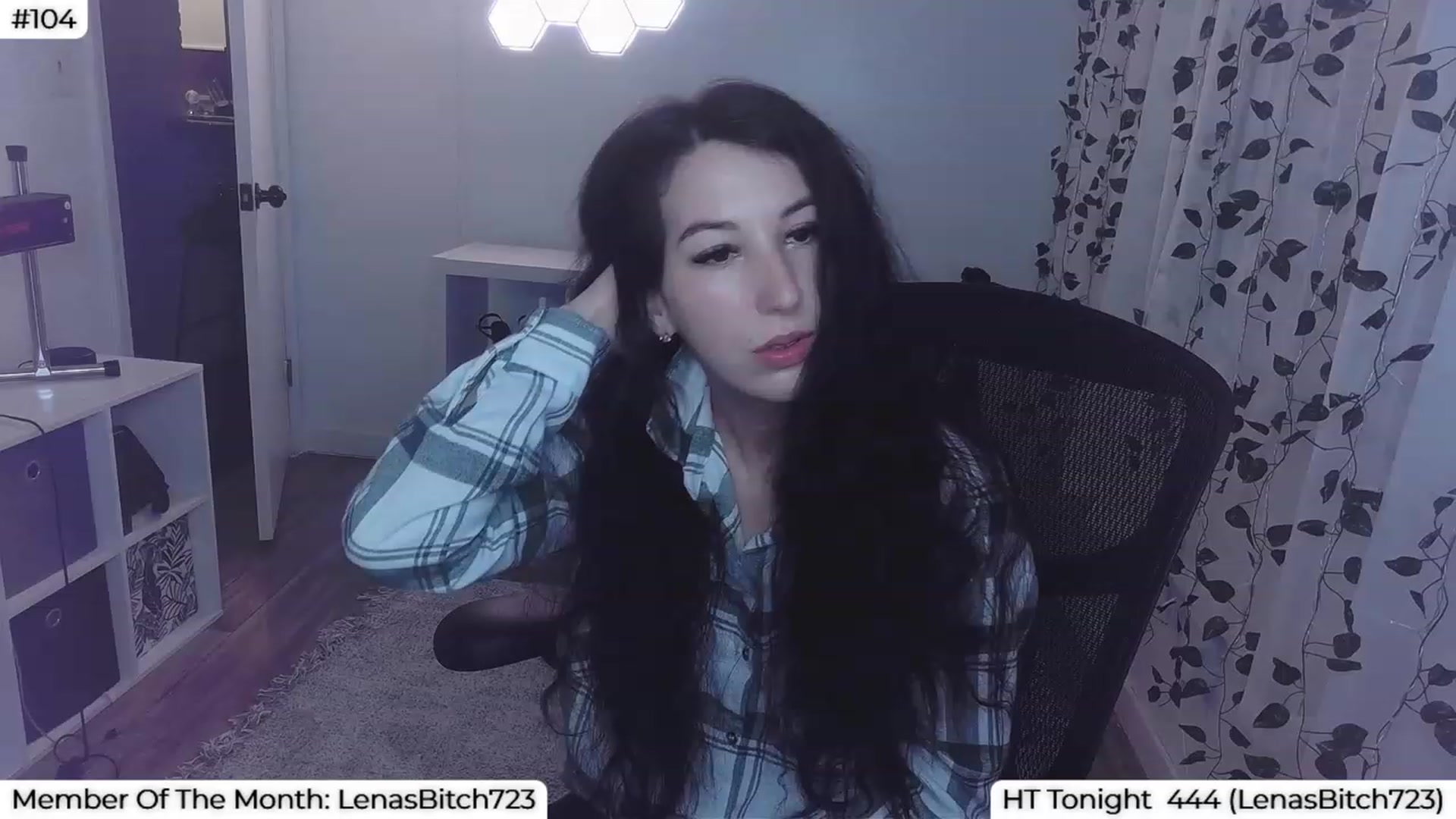 Gallery image thumbnail from LenaDanzara's myfreecams stream on, 09/12/2023, 07:33 image 5 of 20
