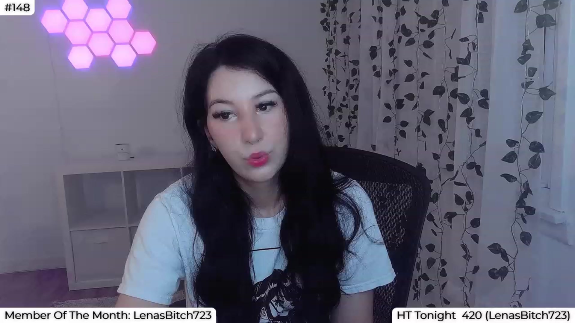 Gallery image thumbnail from LenaDanzara's myfreecams stream on, 09/21/2023, 05:46 image 18 of 20